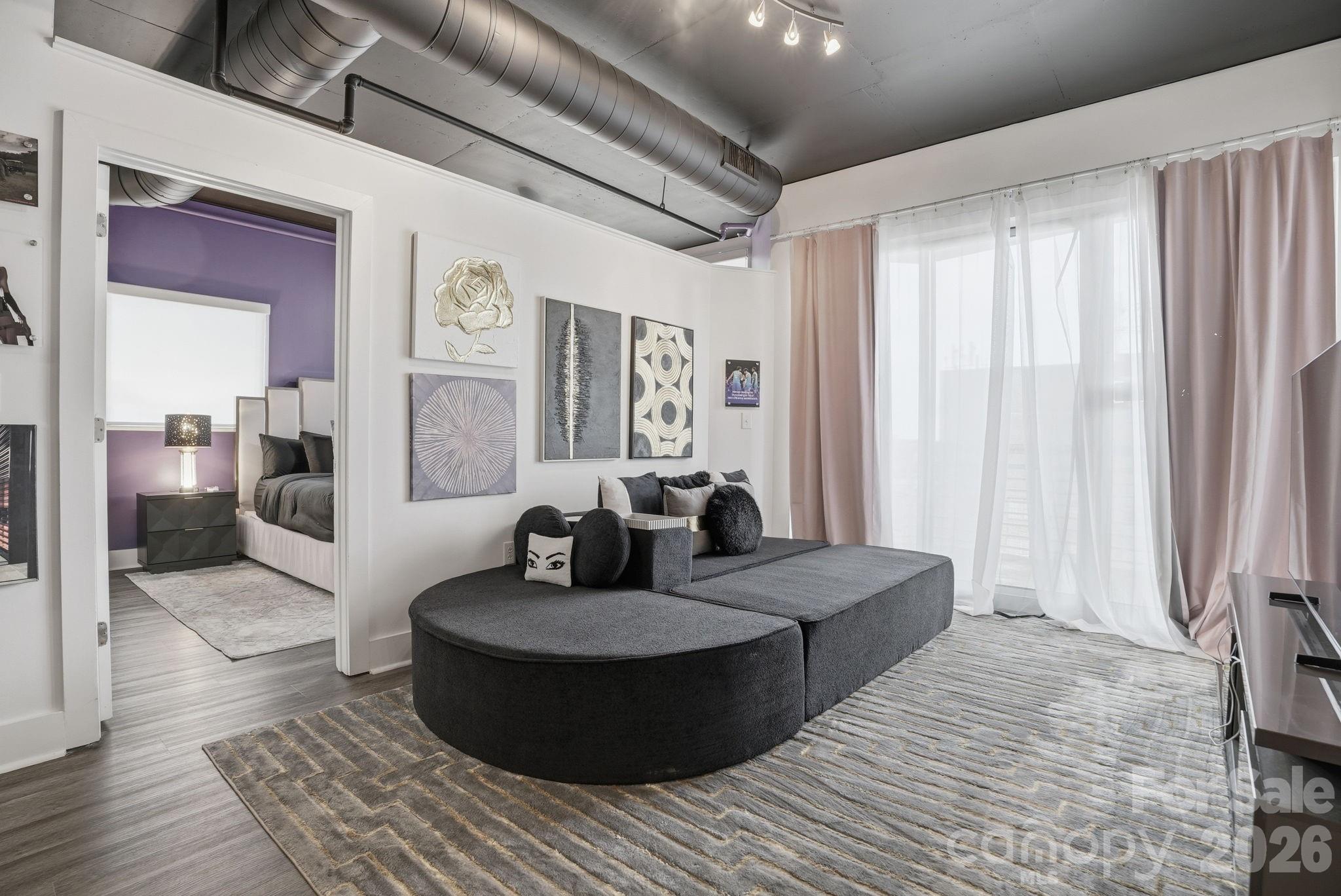 505 E 6th Street #1006 — Charlotte