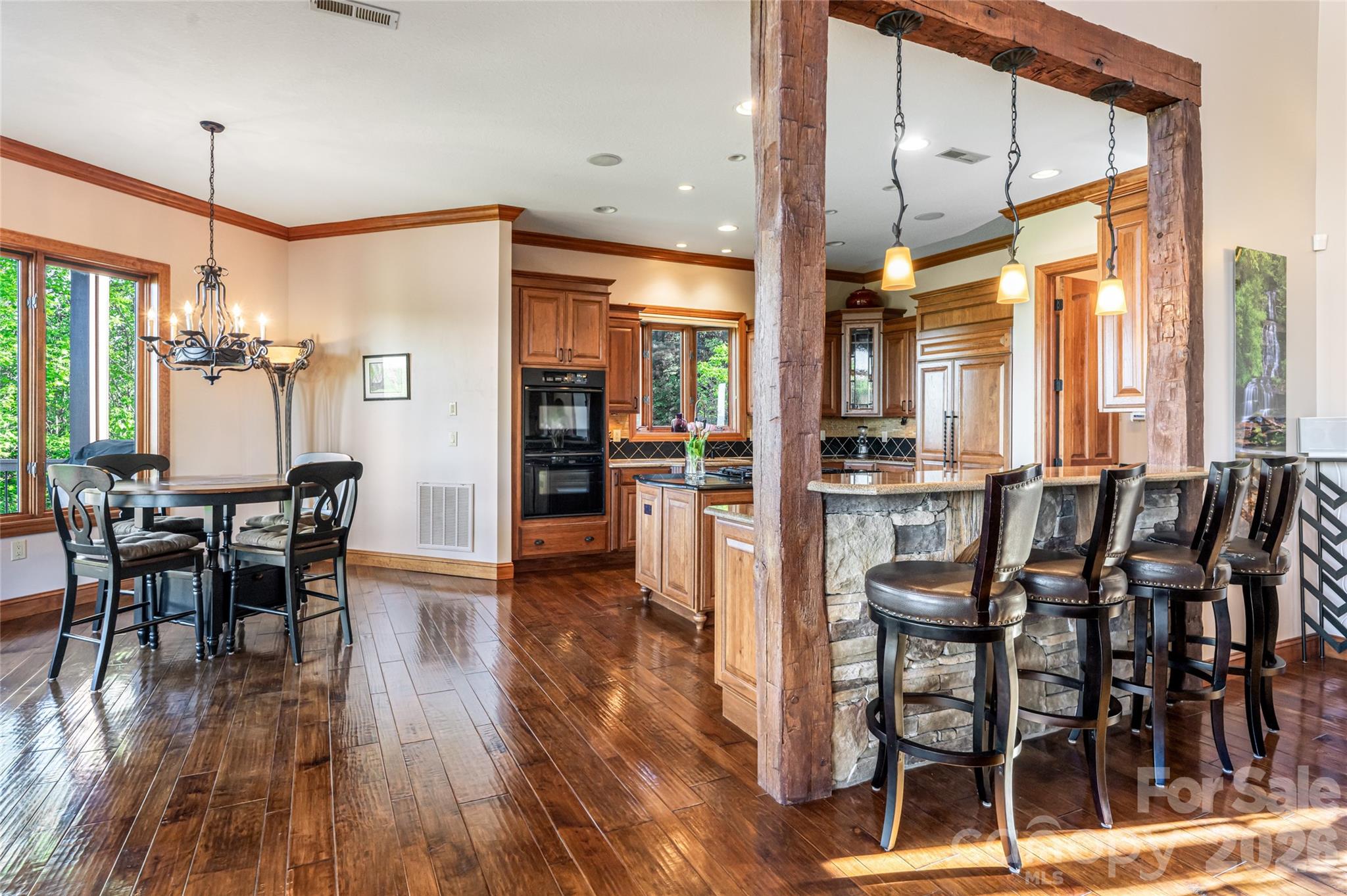 326 Summit Drive — Whittier
