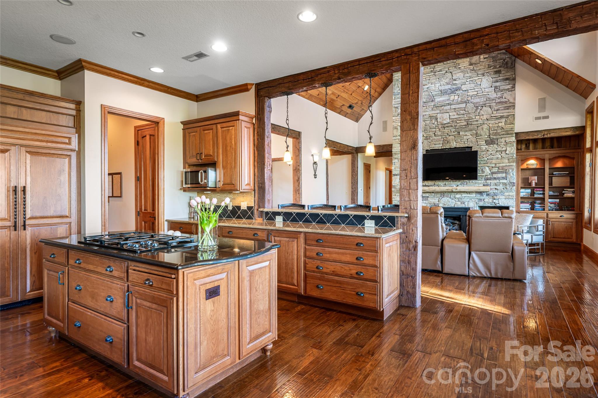 326 Summit Drive — Whittier