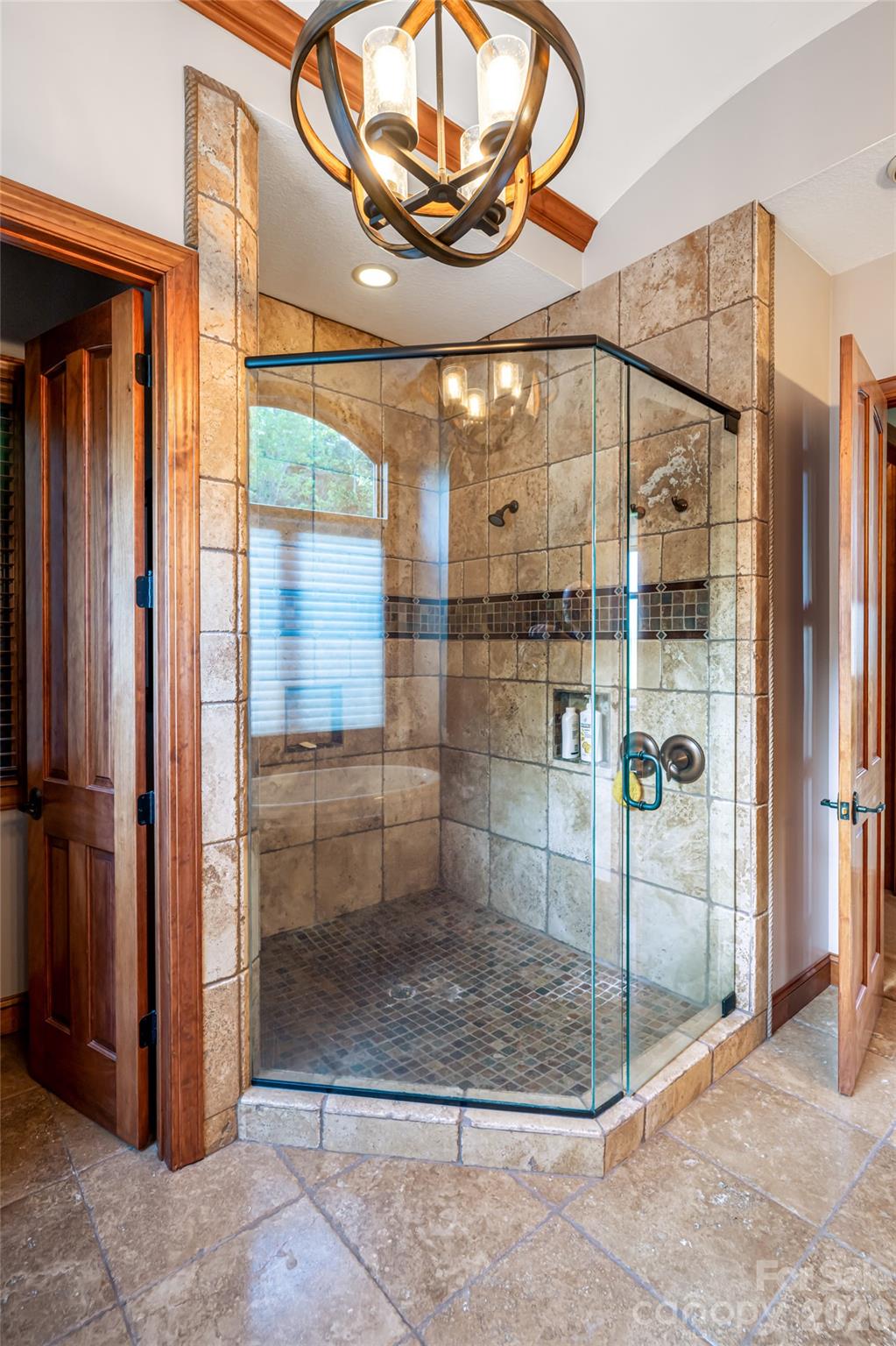 326 Summit Drive — Whittier