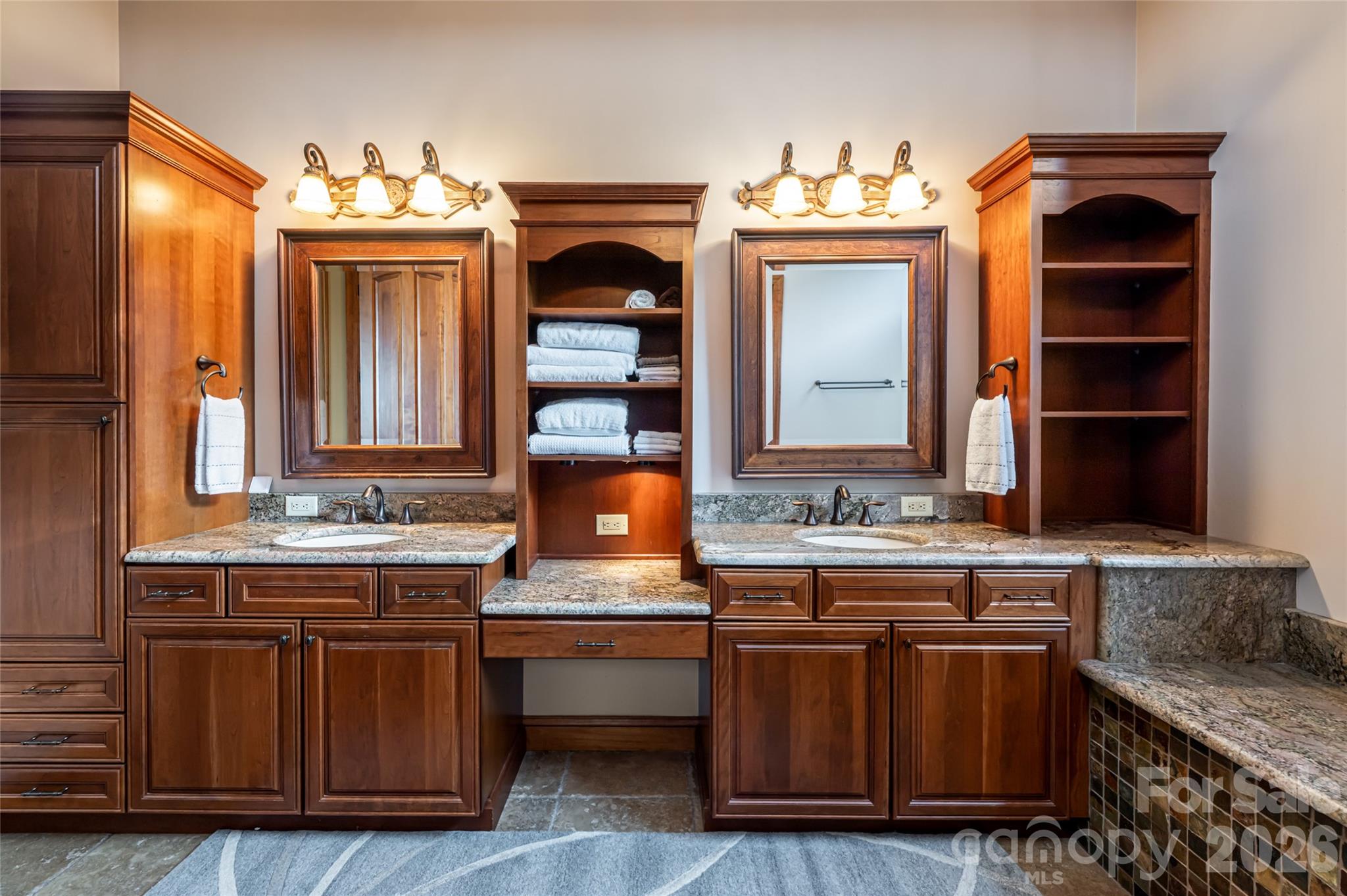 326 Summit Drive — Whittier