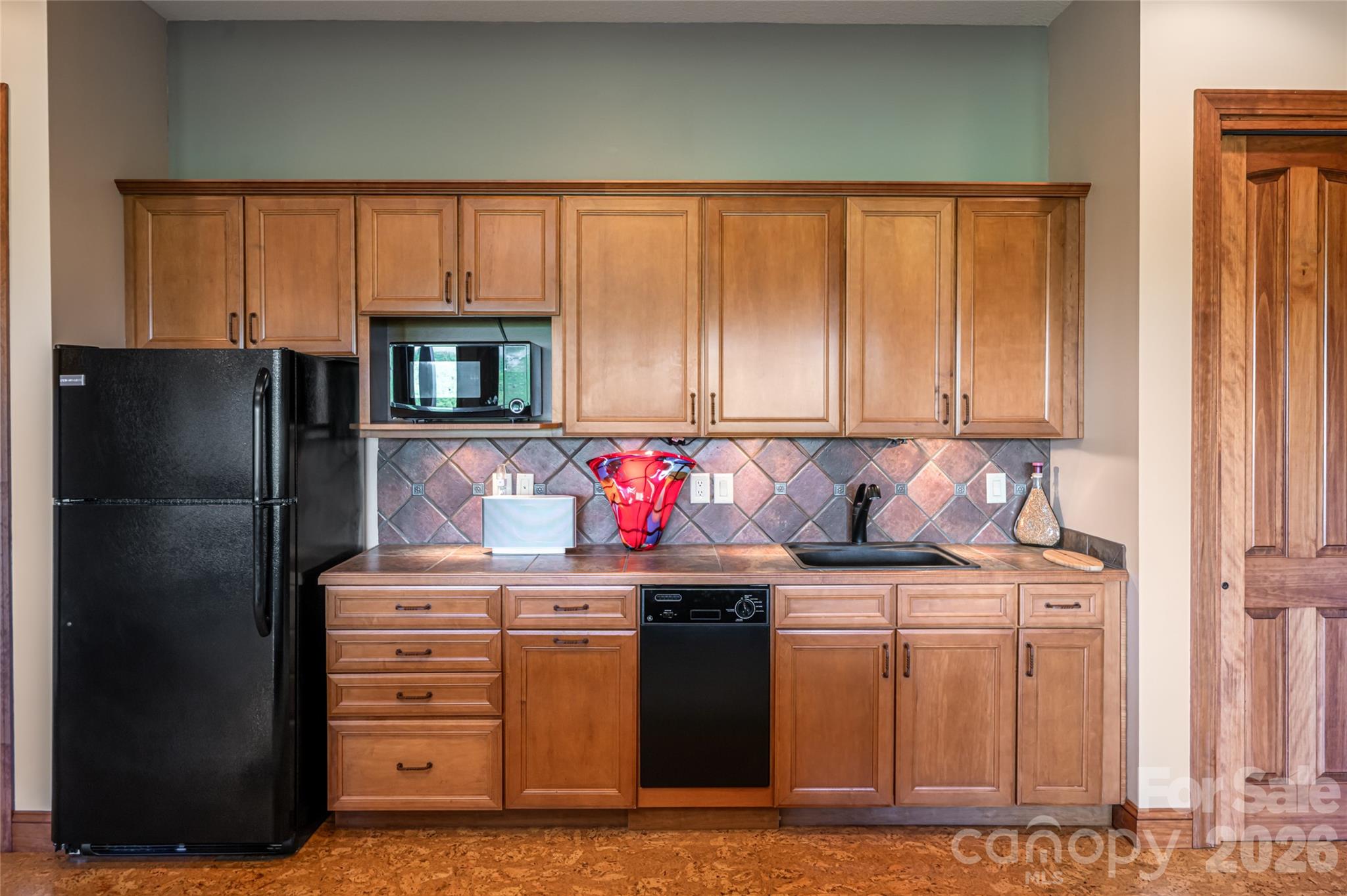 326 Summit Drive — Whittier