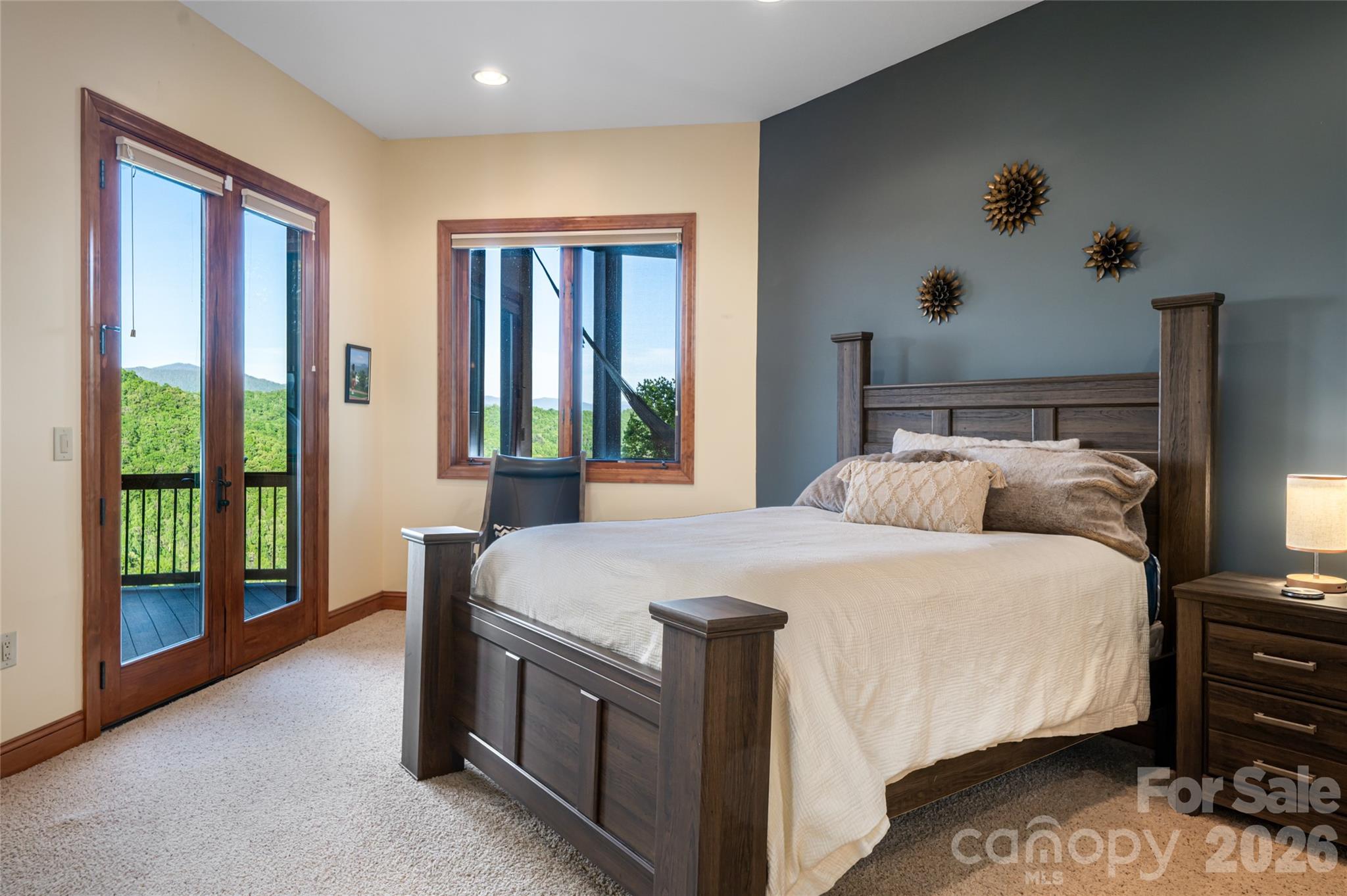 326 Summit Drive — Whittier