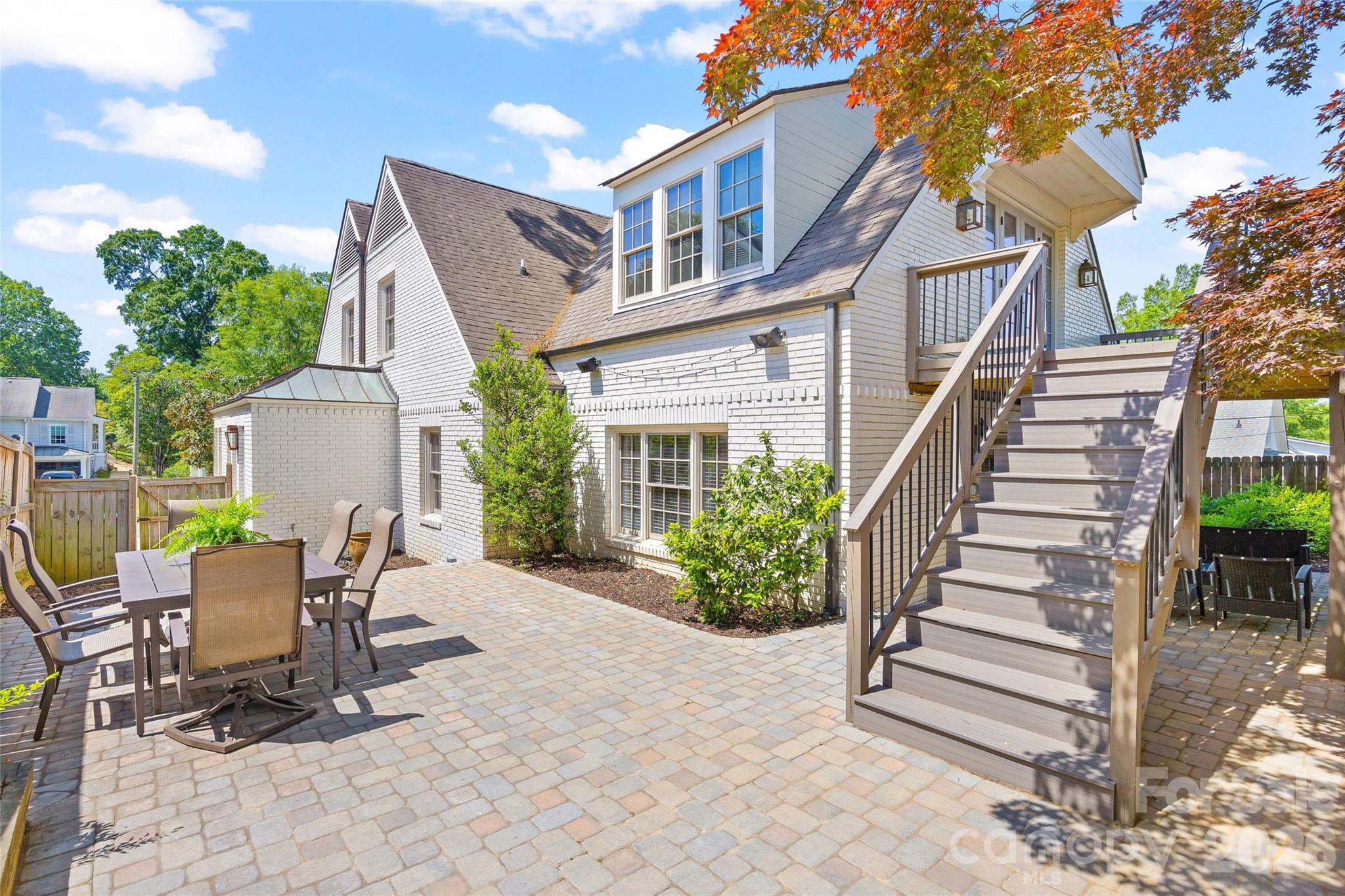 208 Wales Avenue — Charlotte