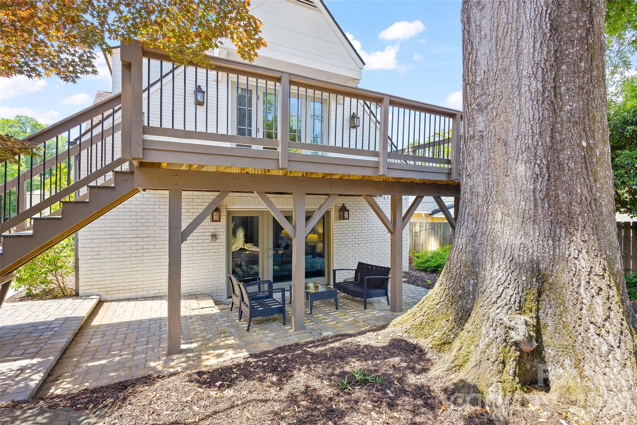 208 Wales Avenue — Charlotte