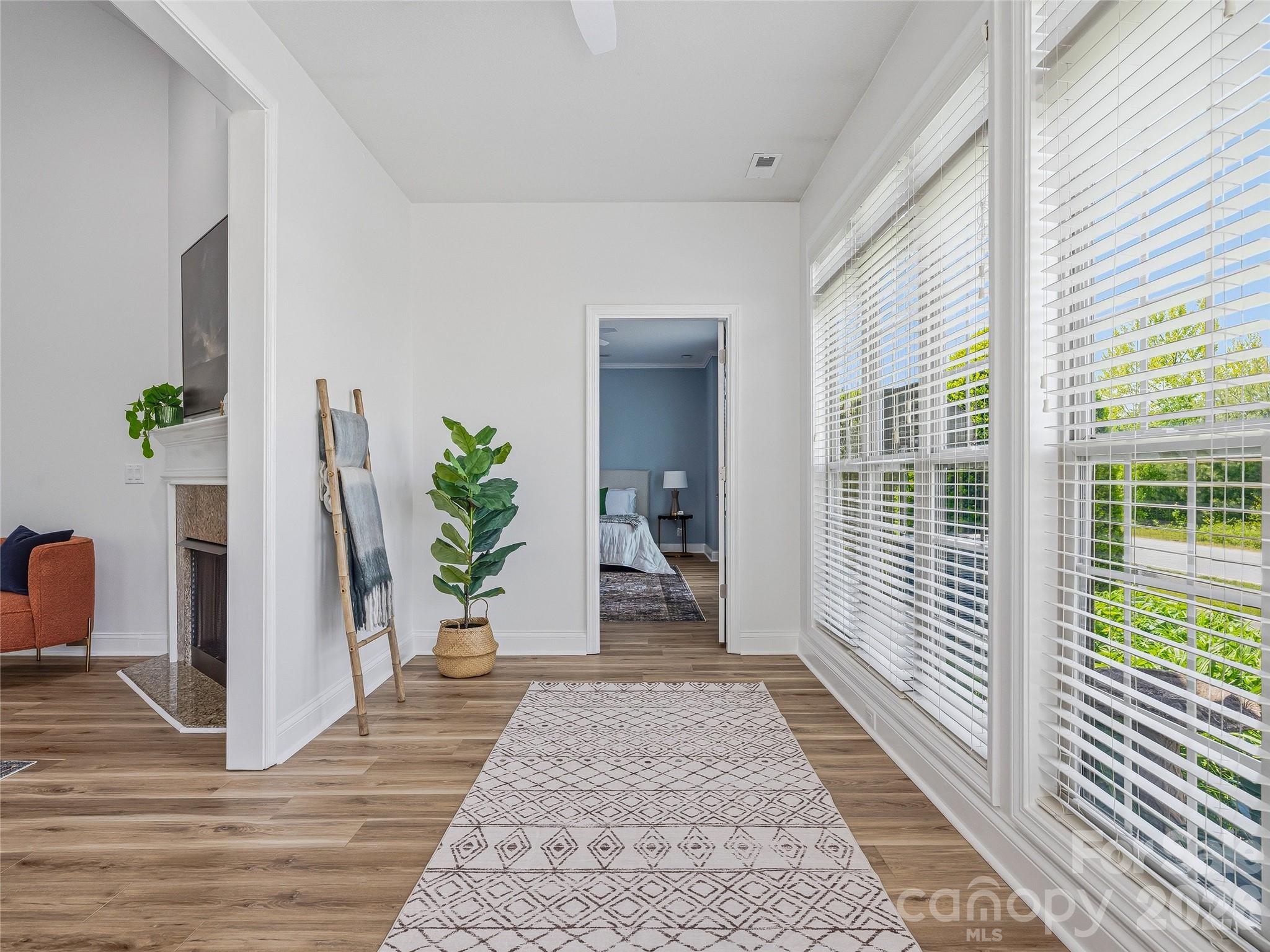 33 Florian Lane — Fletcher