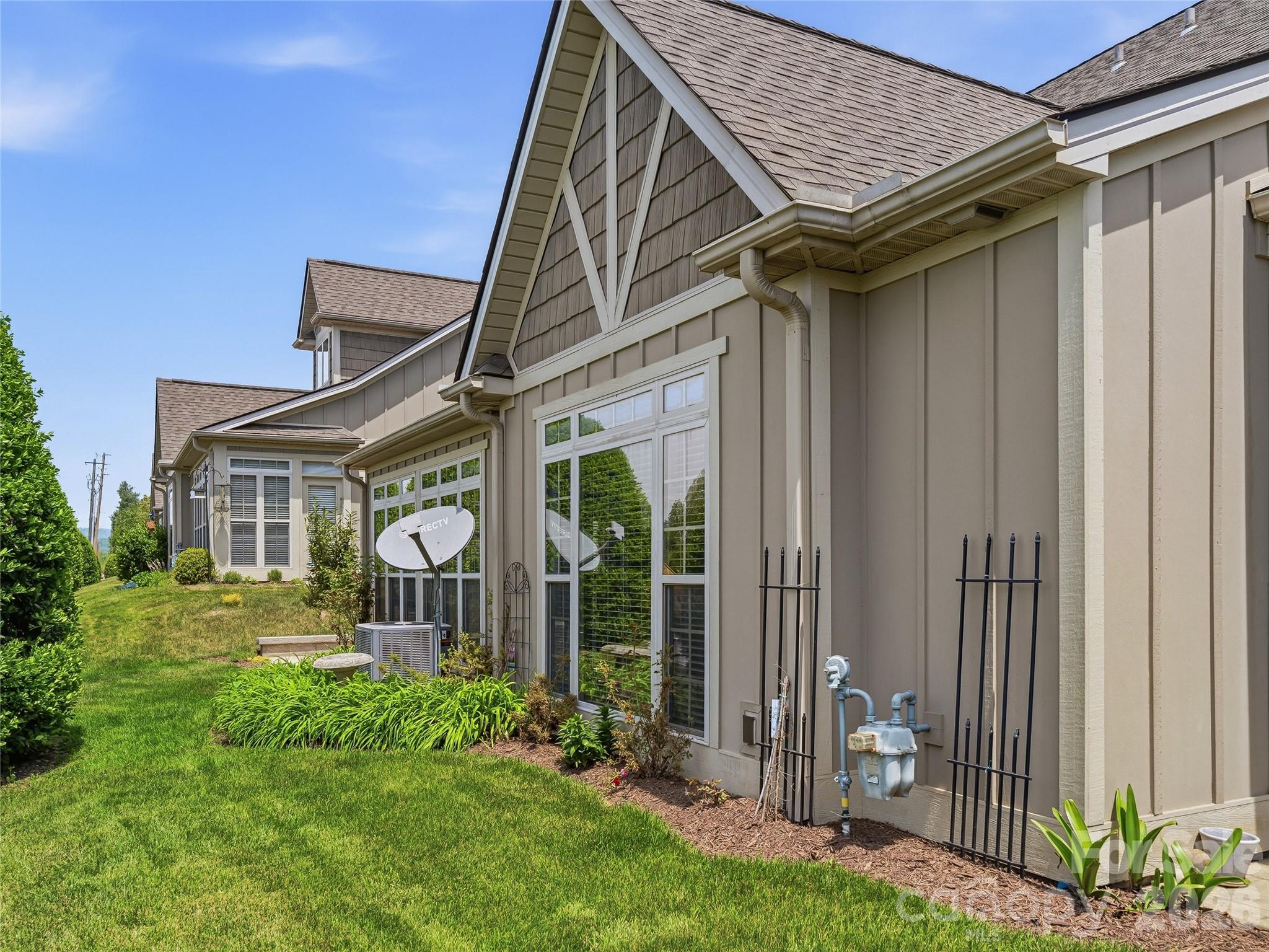 33 Florian Lane — Fletcher