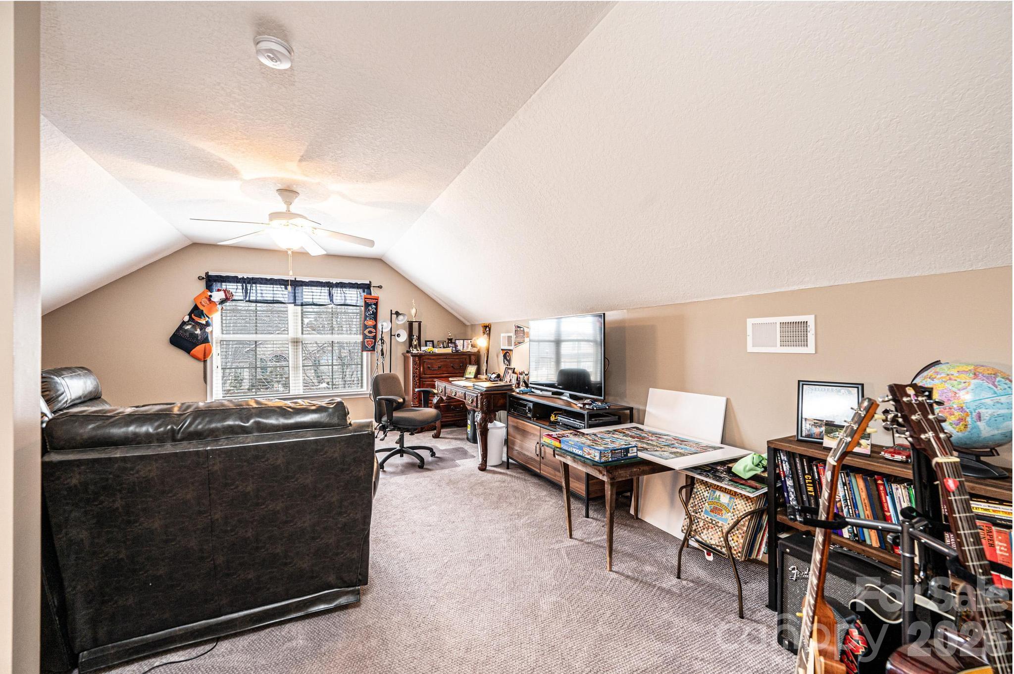 823 Wynnshire Drive #C — Hickory