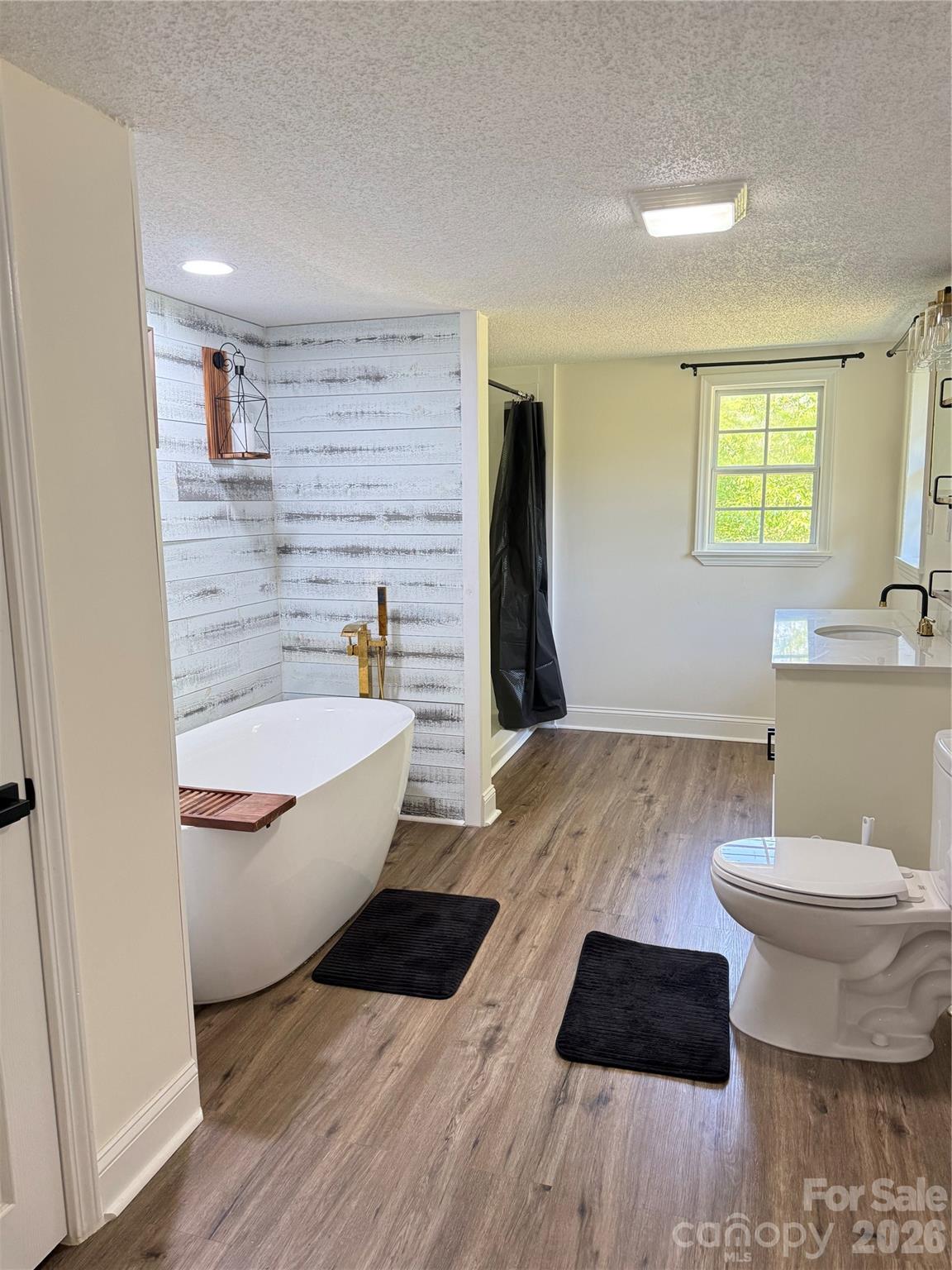 1442 Lee Pearson Road — Lenoir