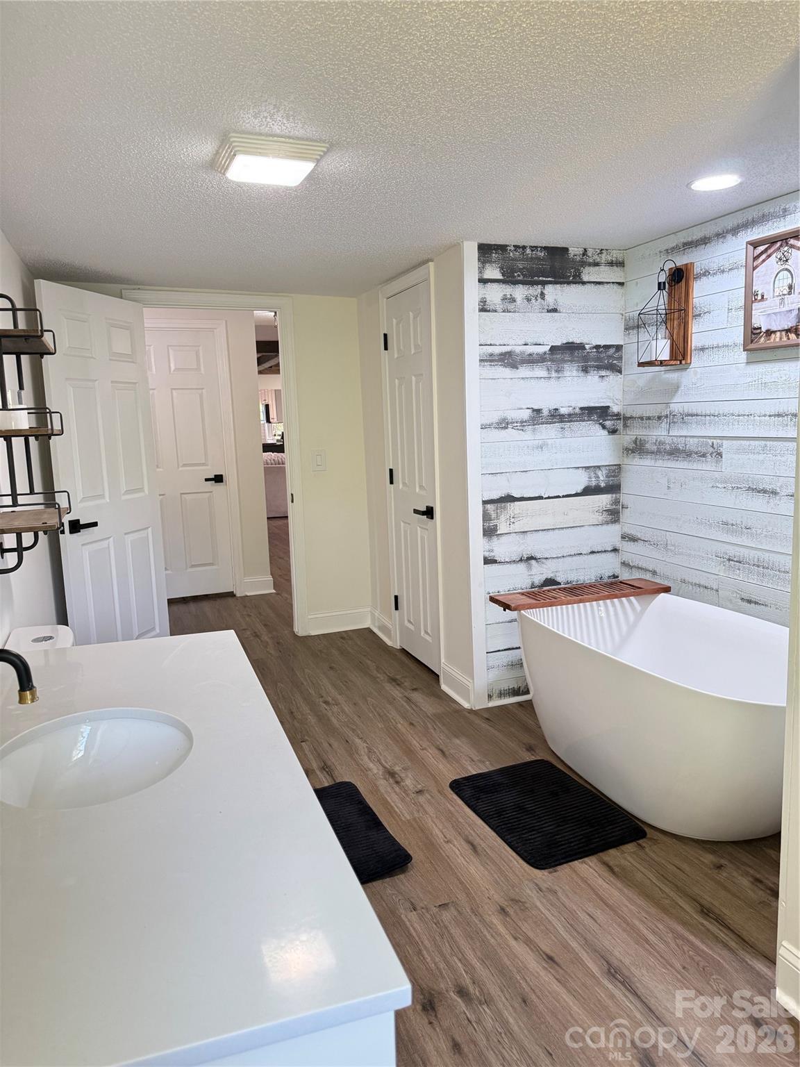 1442 Lee Pearson Road — Lenoir
