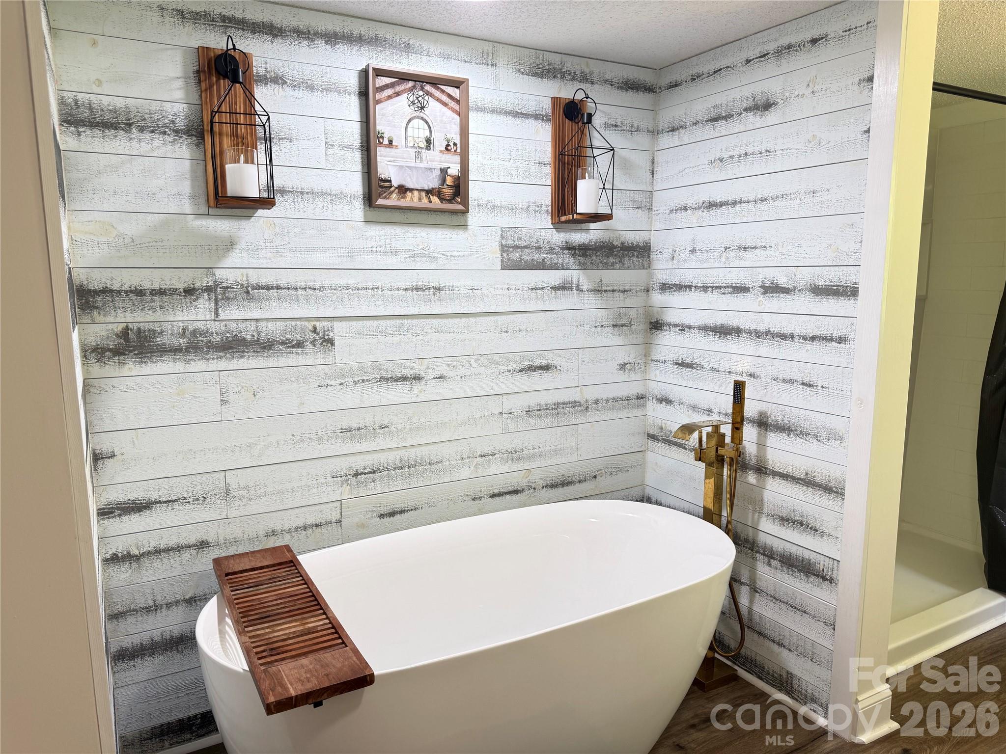 1442 Lee Pearson Road — Lenoir