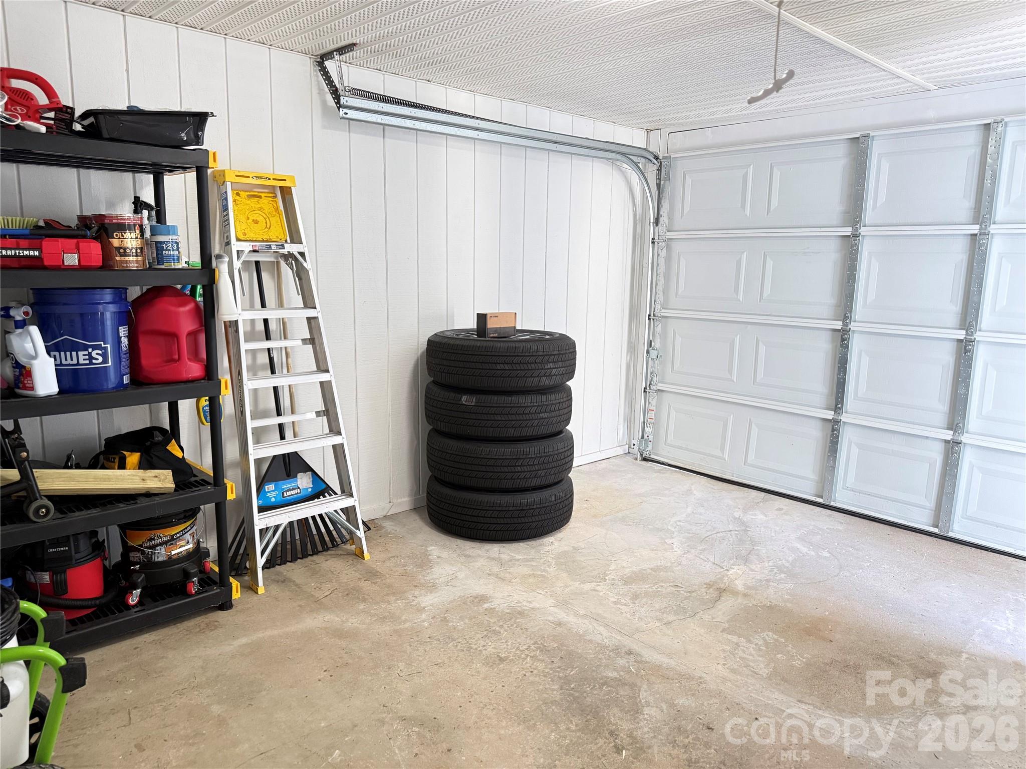 1442 Lee Pearson Road — Lenoir