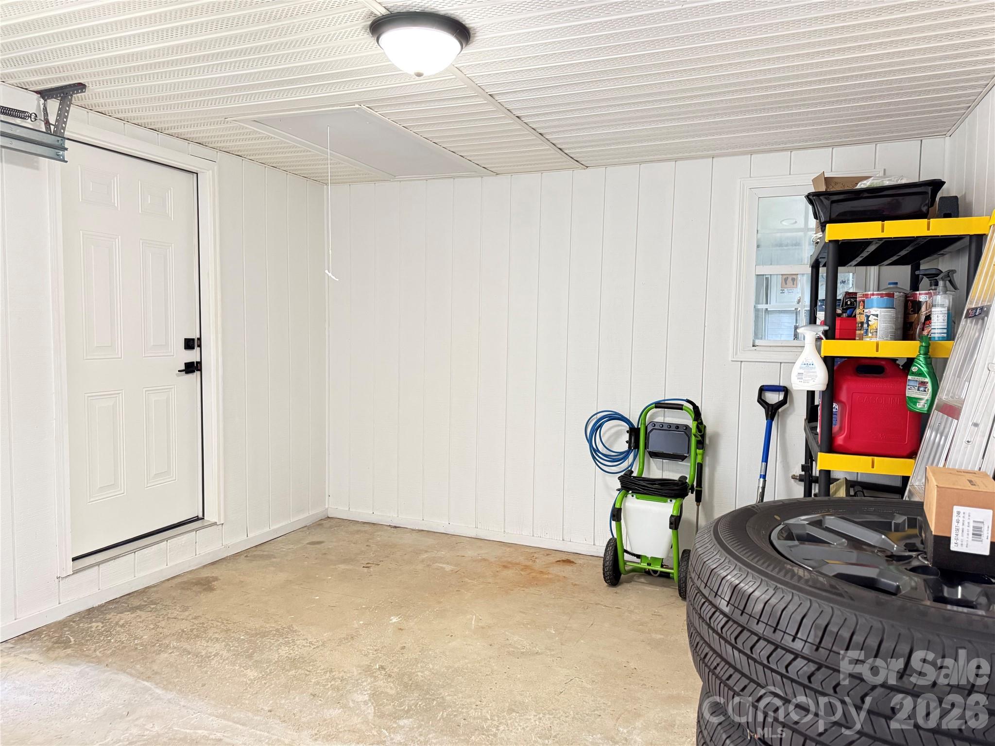 1442 Lee Pearson Road — Lenoir