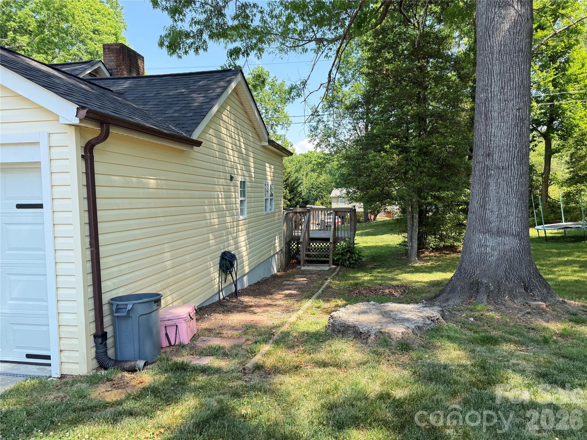 1442 Lee Pearson Road — Lenoir