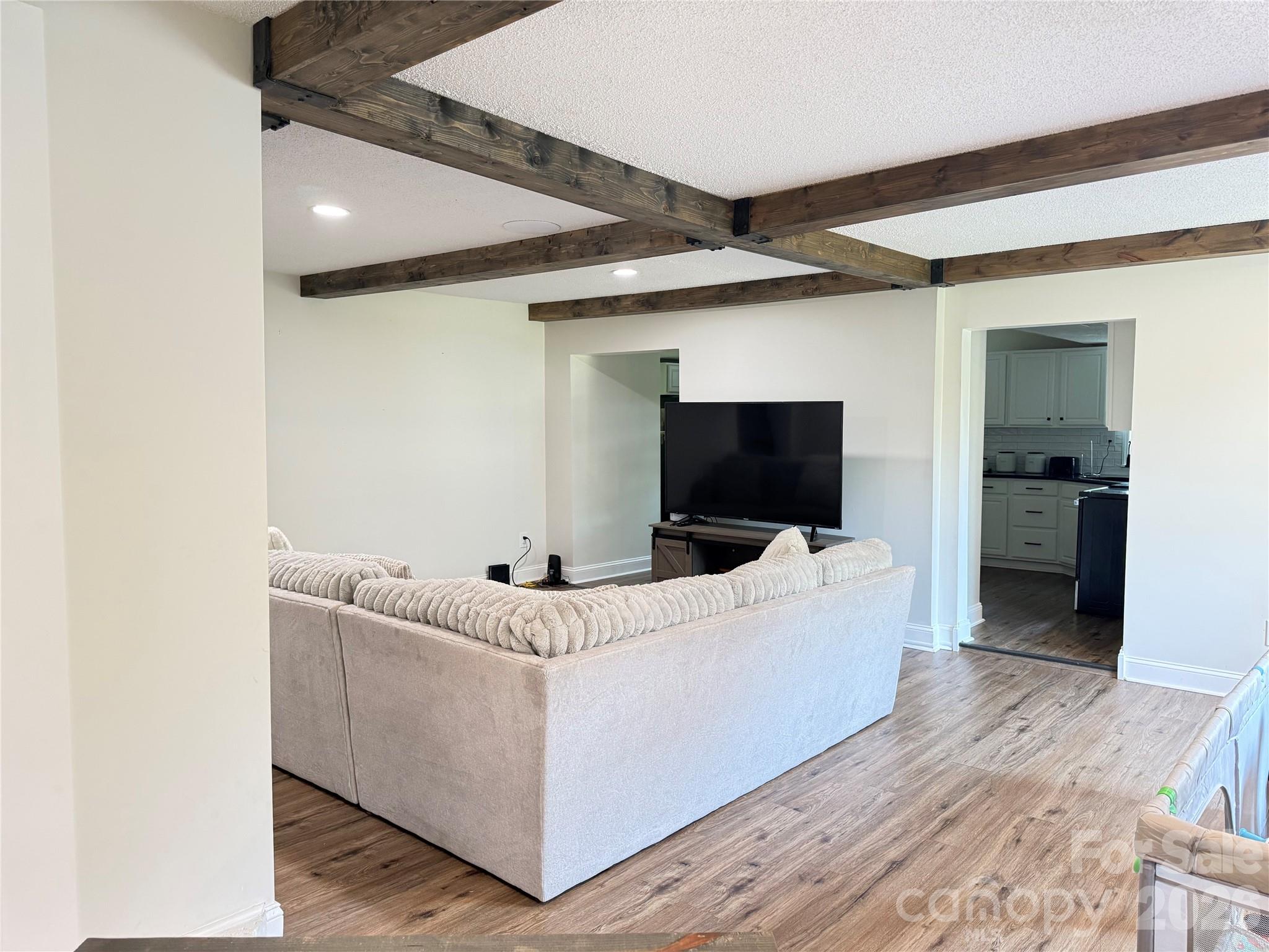 1442 Lee Pearson Road — Lenoir
