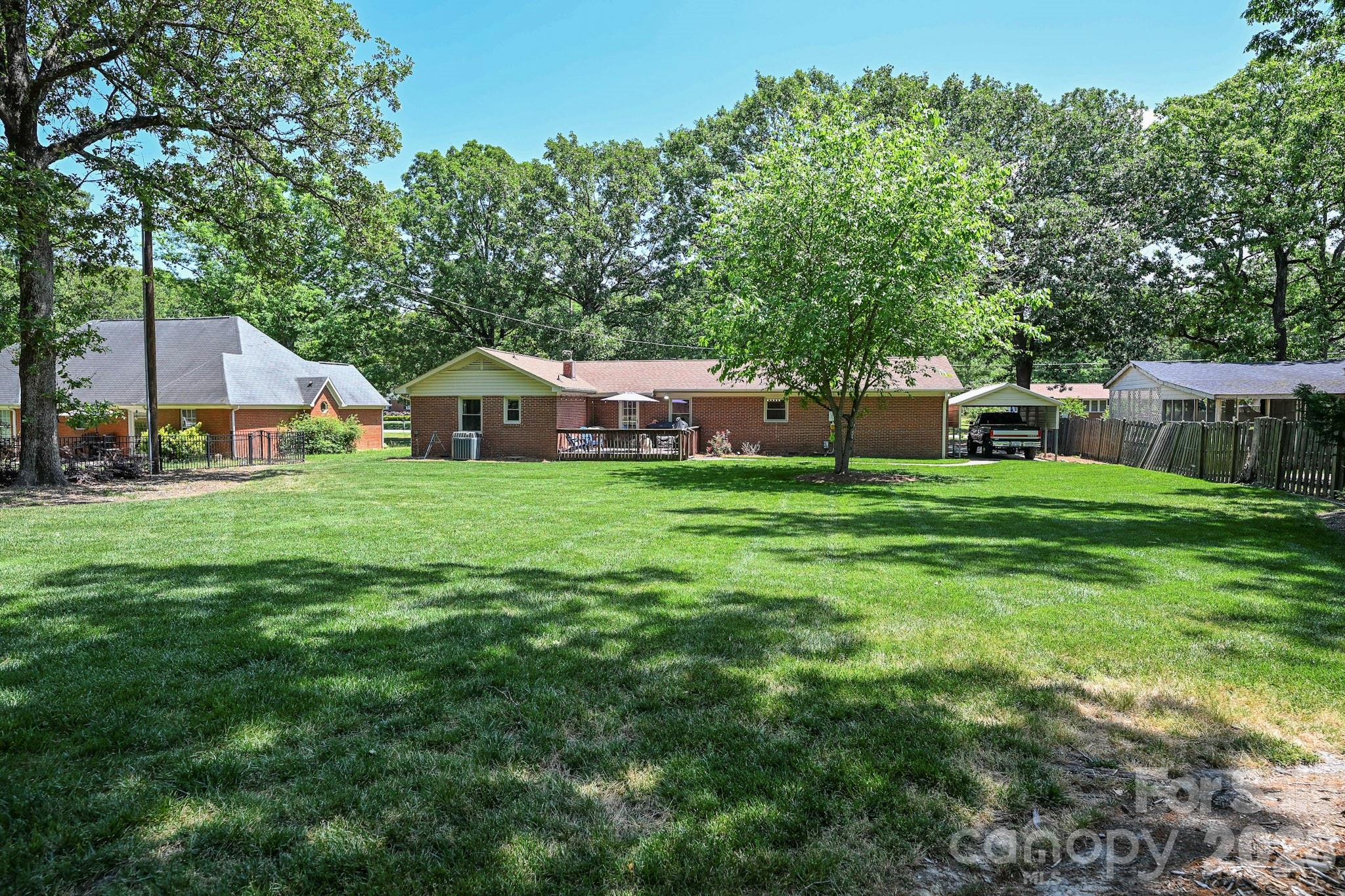 2017 Wilson Avenue — Monroe