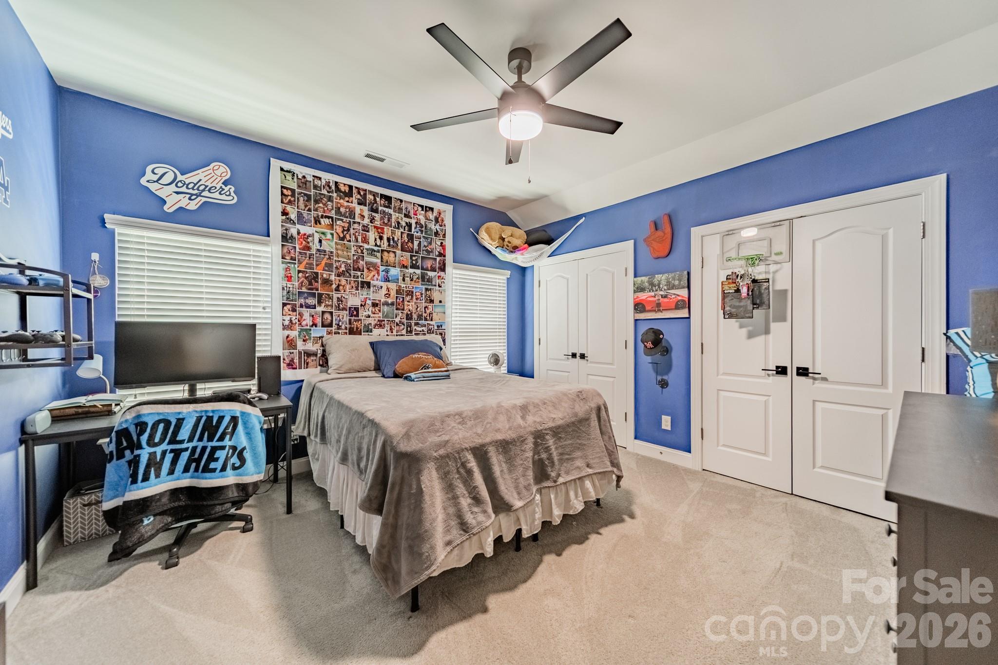 1204 Woodglen Lane — Matthews