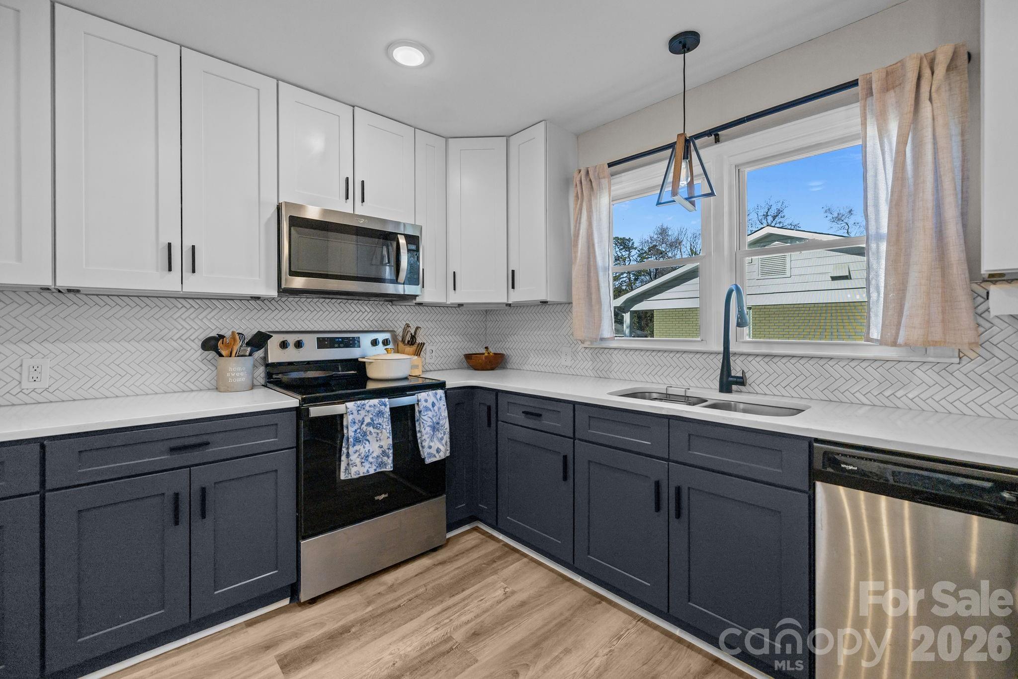 1036 Cutler Place — Charlotte
