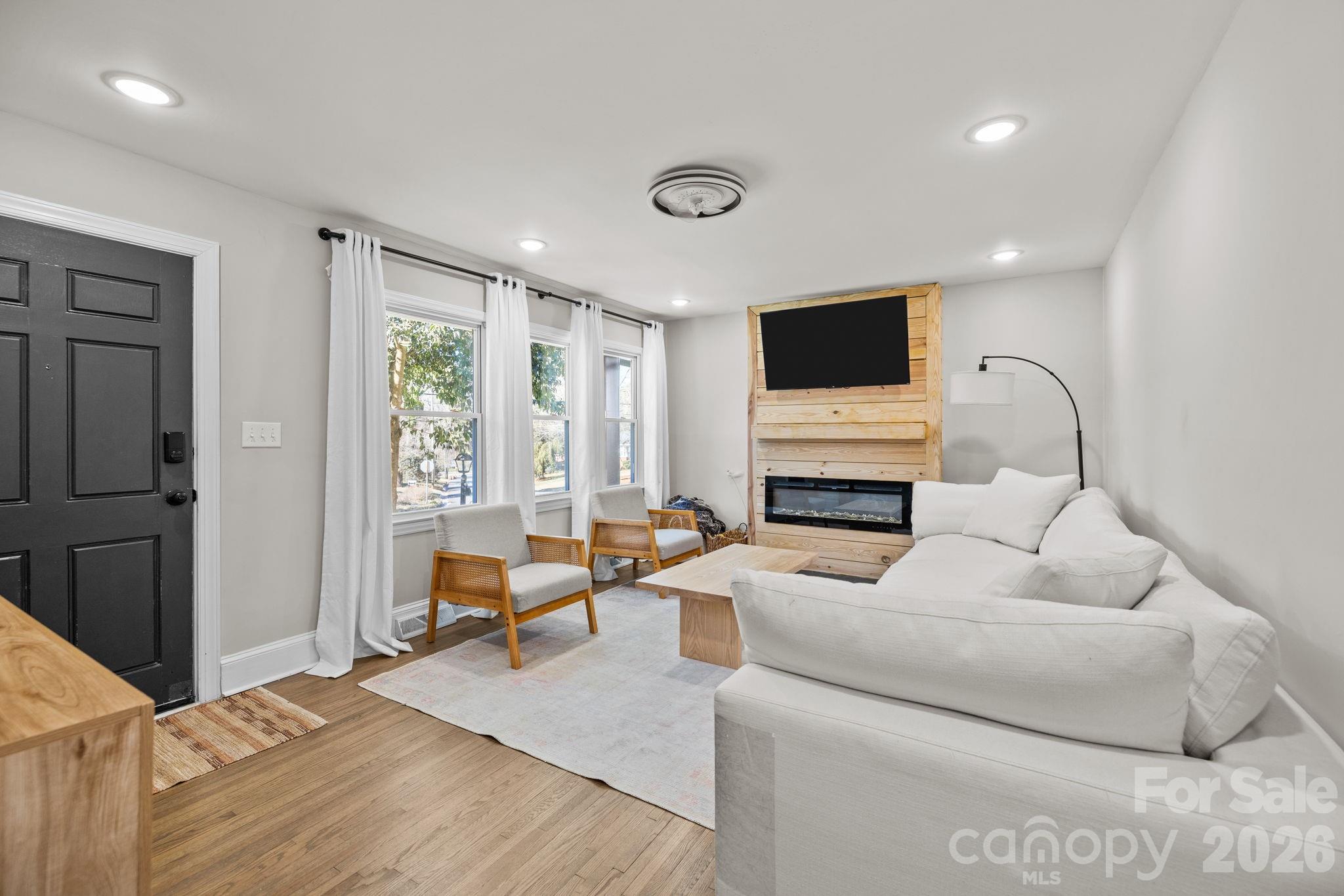 1036 Cutler Place — Charlotte