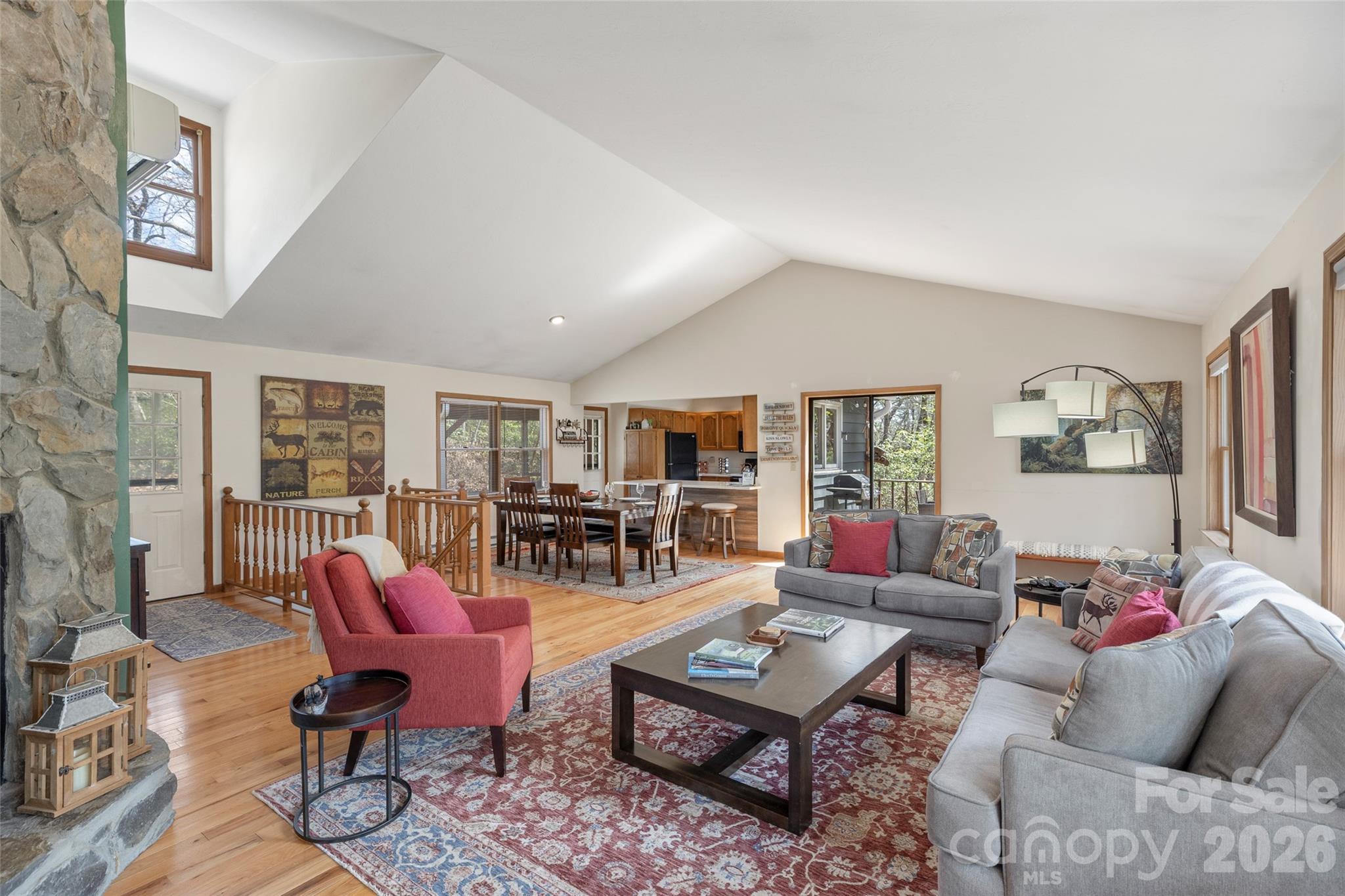 46 Poplar Court — Sapphire