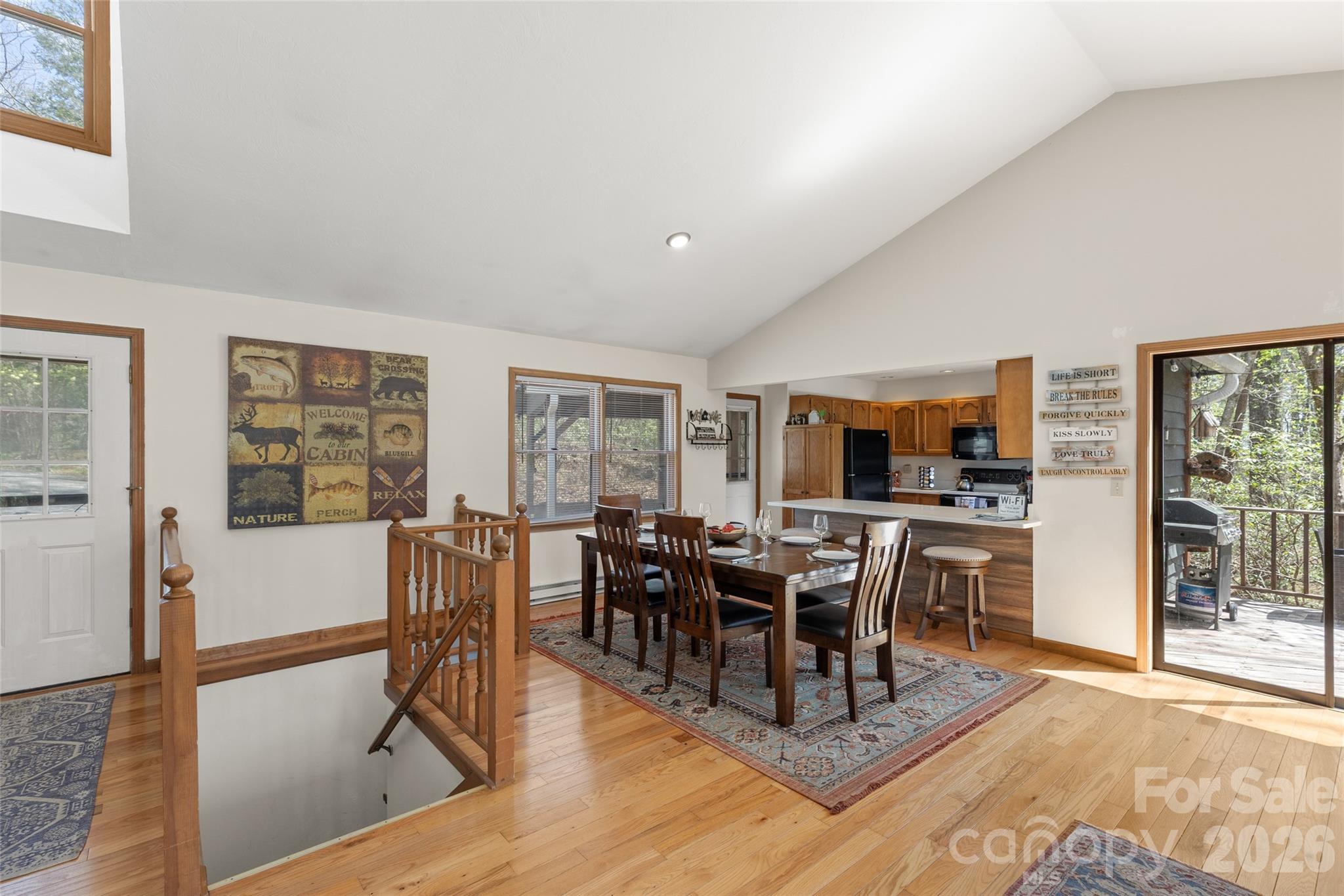 46 Poplar Court — Sapphire