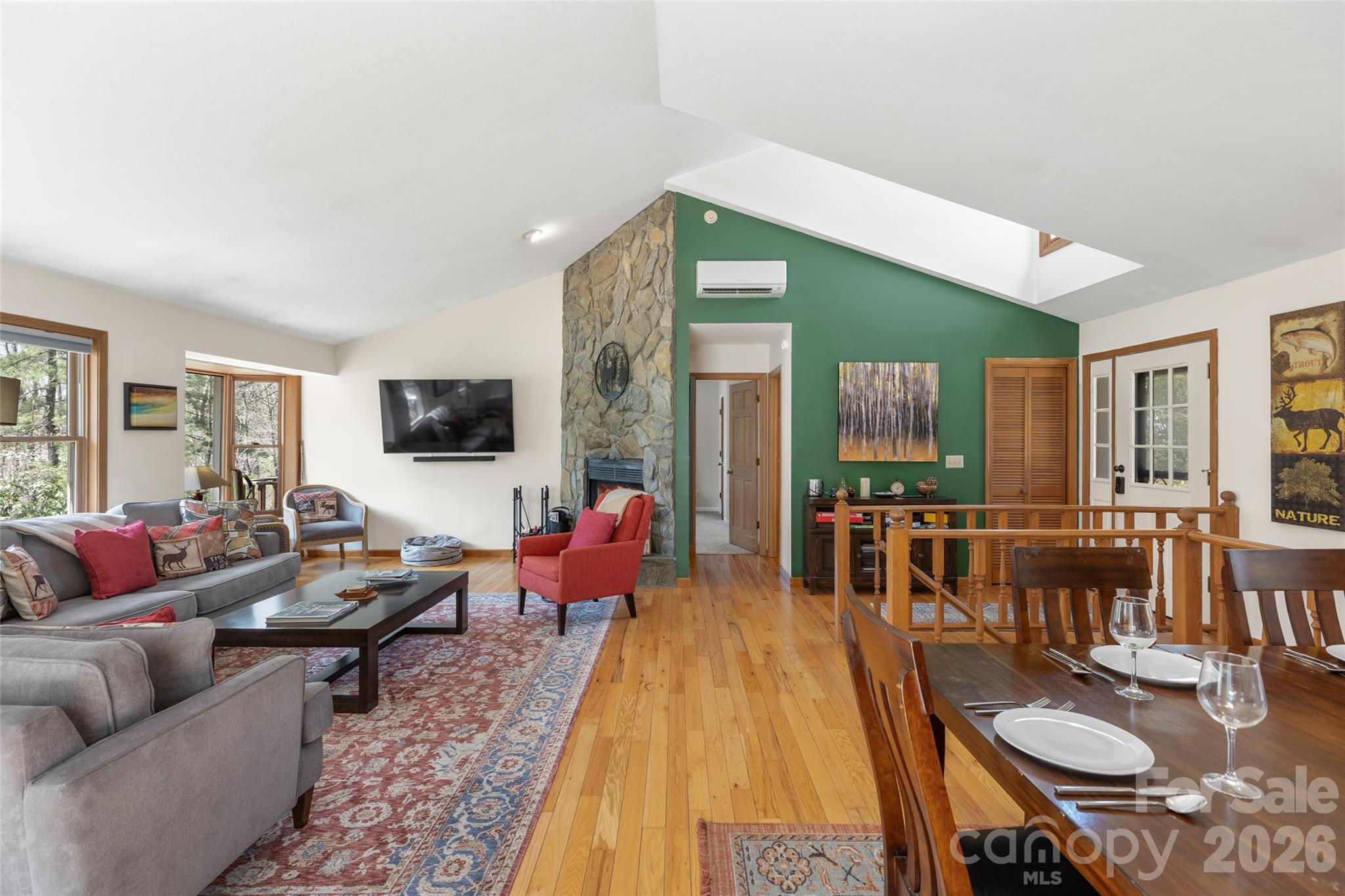46 Poplar Court — Sapphire