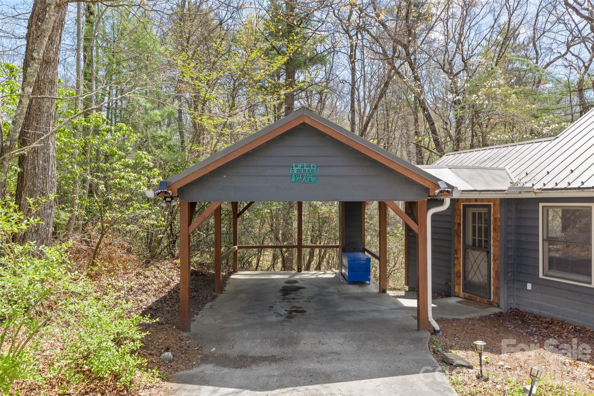 46 Poplar Court — Sapphire