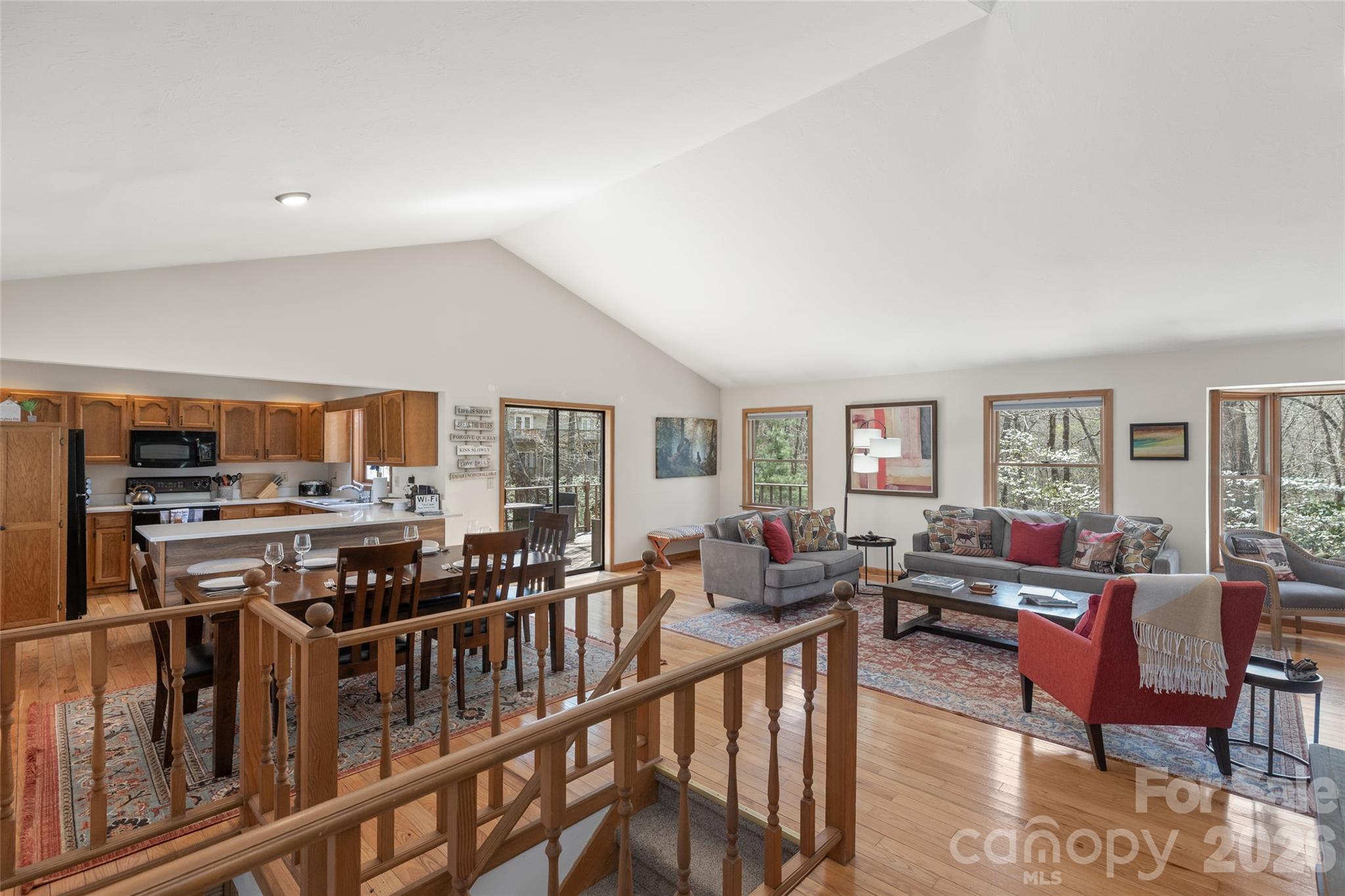 46 Poplar Court — Sapphire