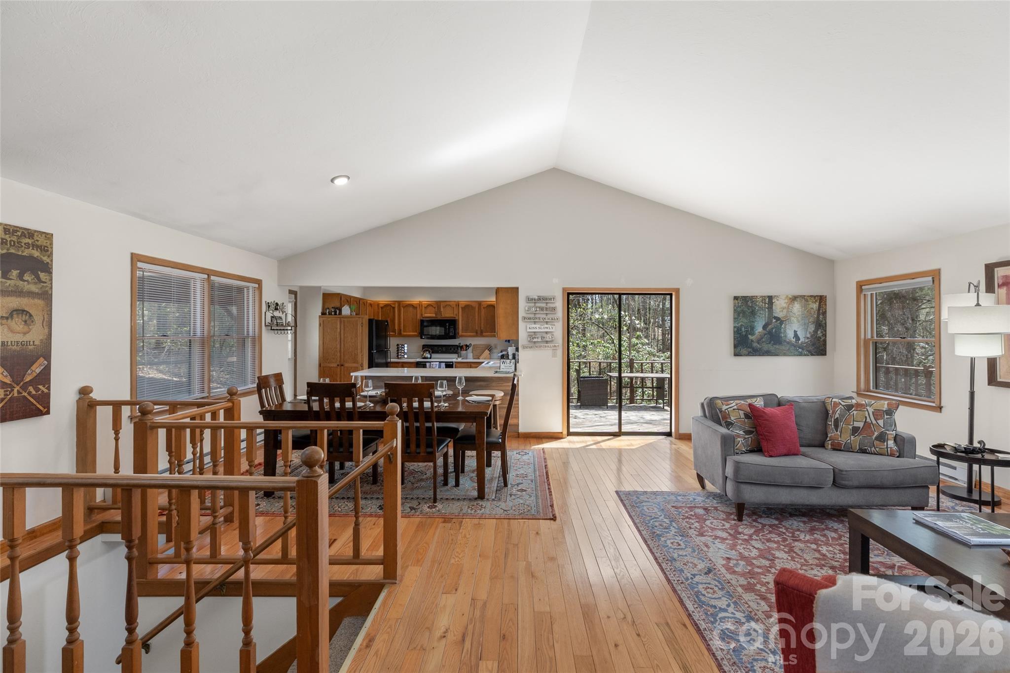 46 Poplar Court — Sapphire