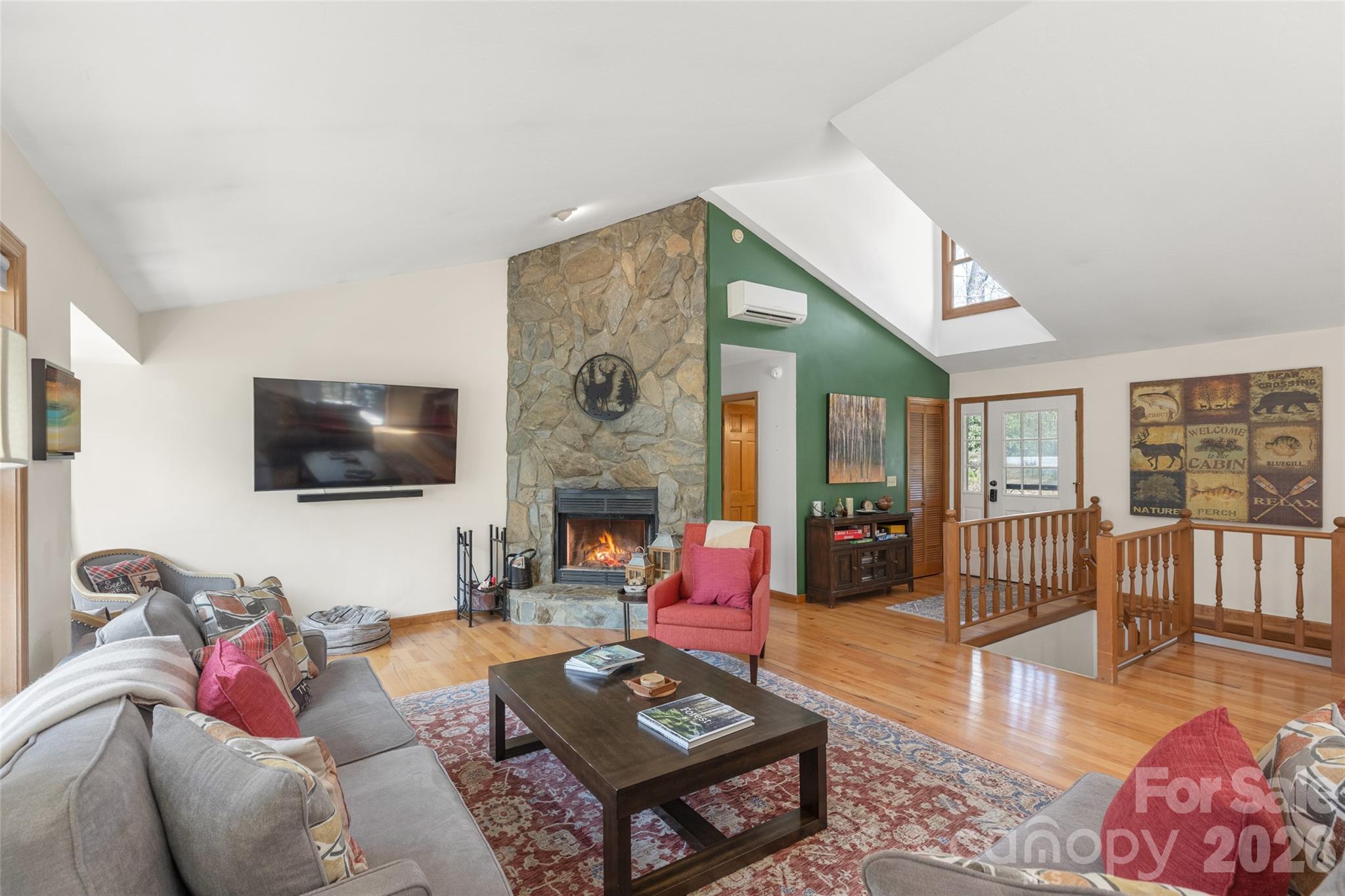 46 Poplar Court — Sapphire