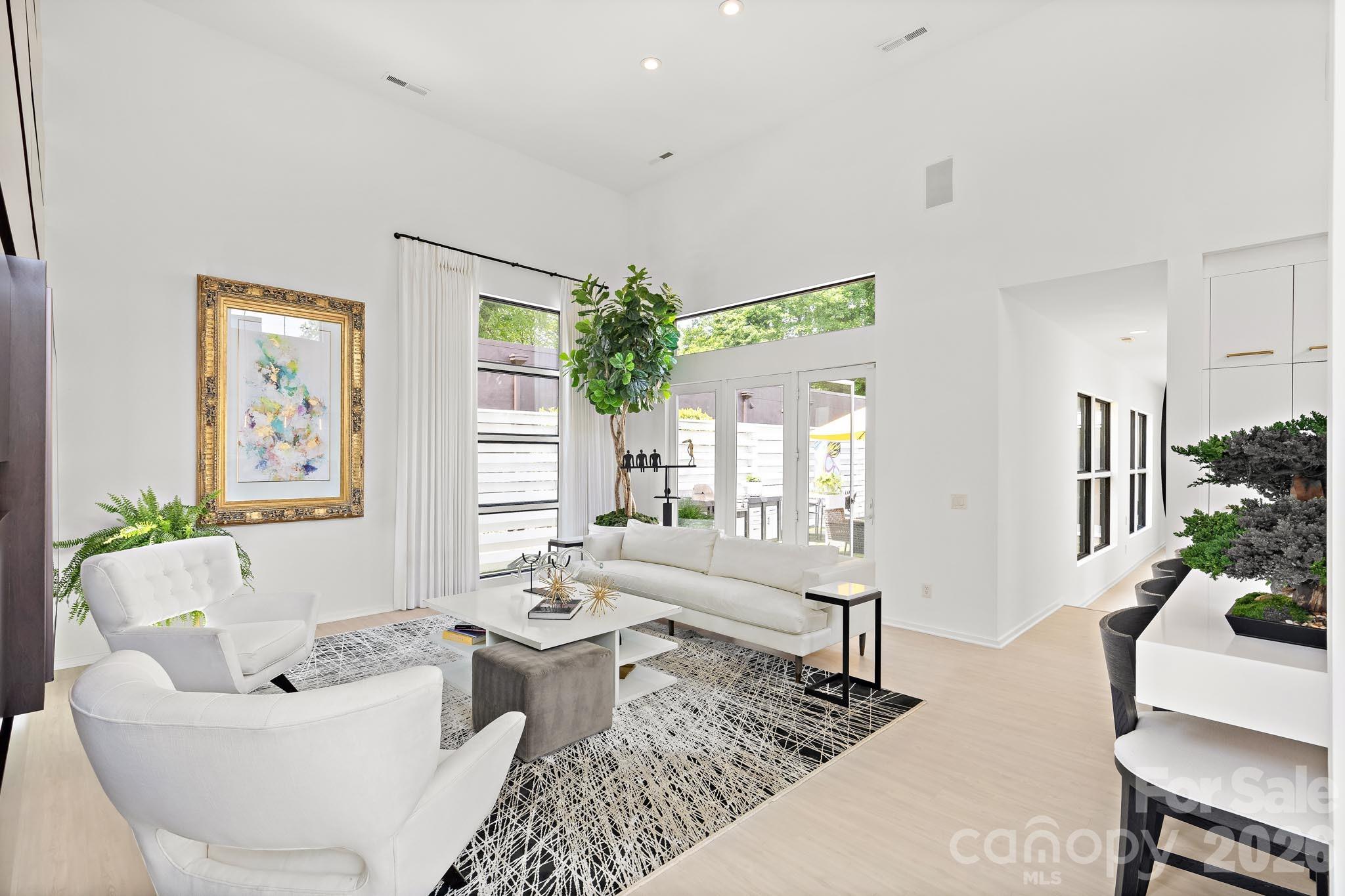4547 Craig Avenue — Charlotte