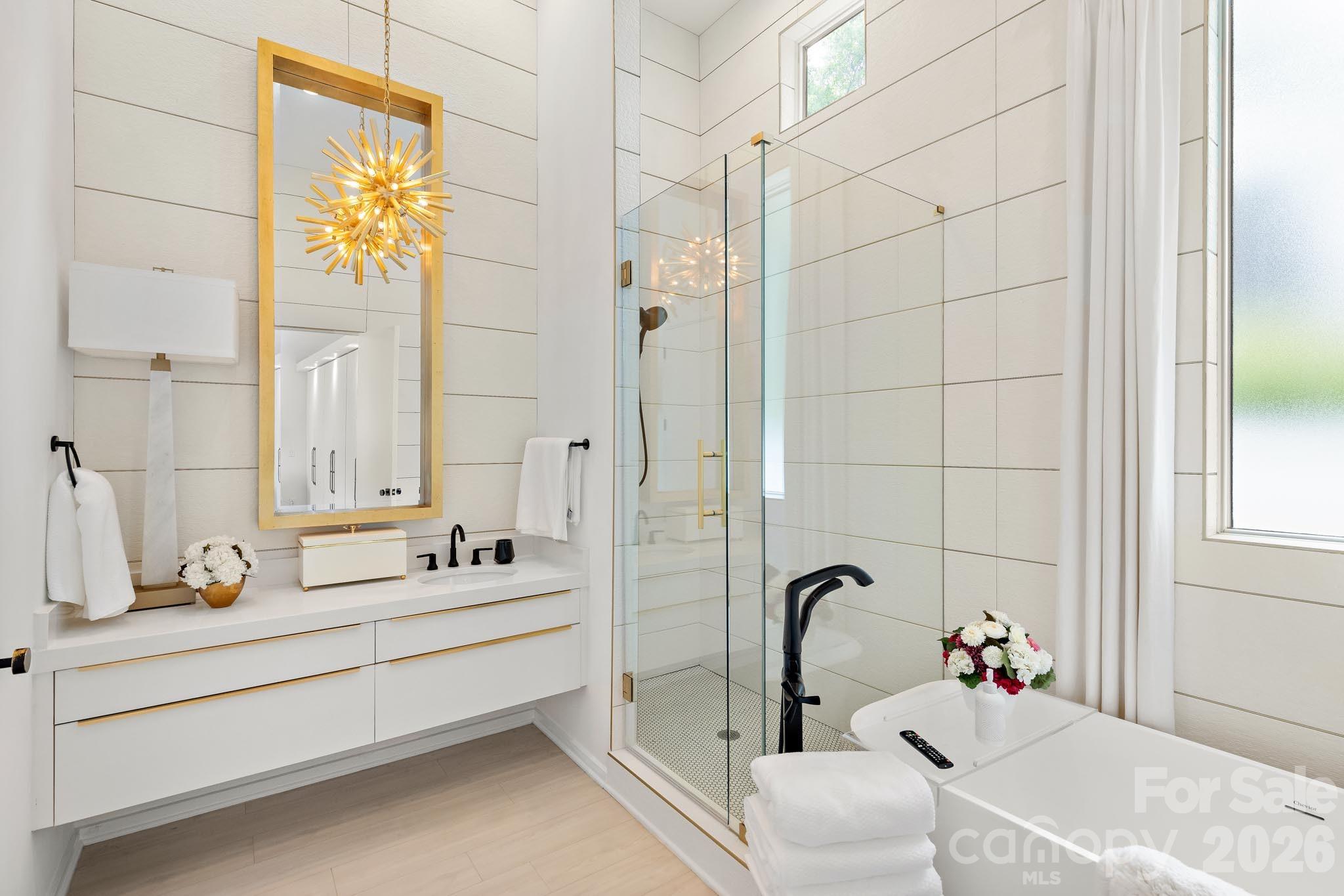 4547 Craig Avenue — Charlotte