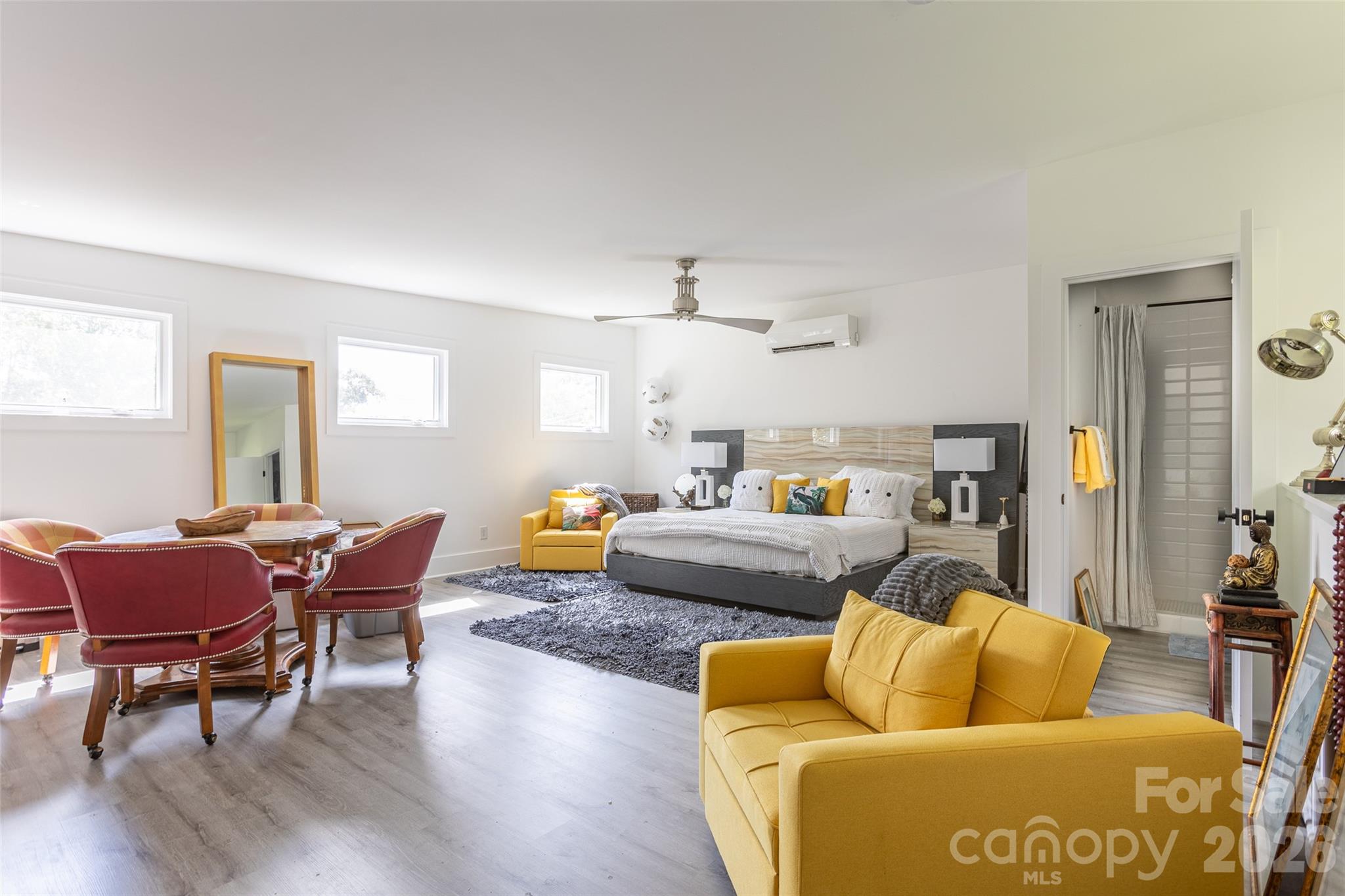 4547 Craig Avenue — Charlotte