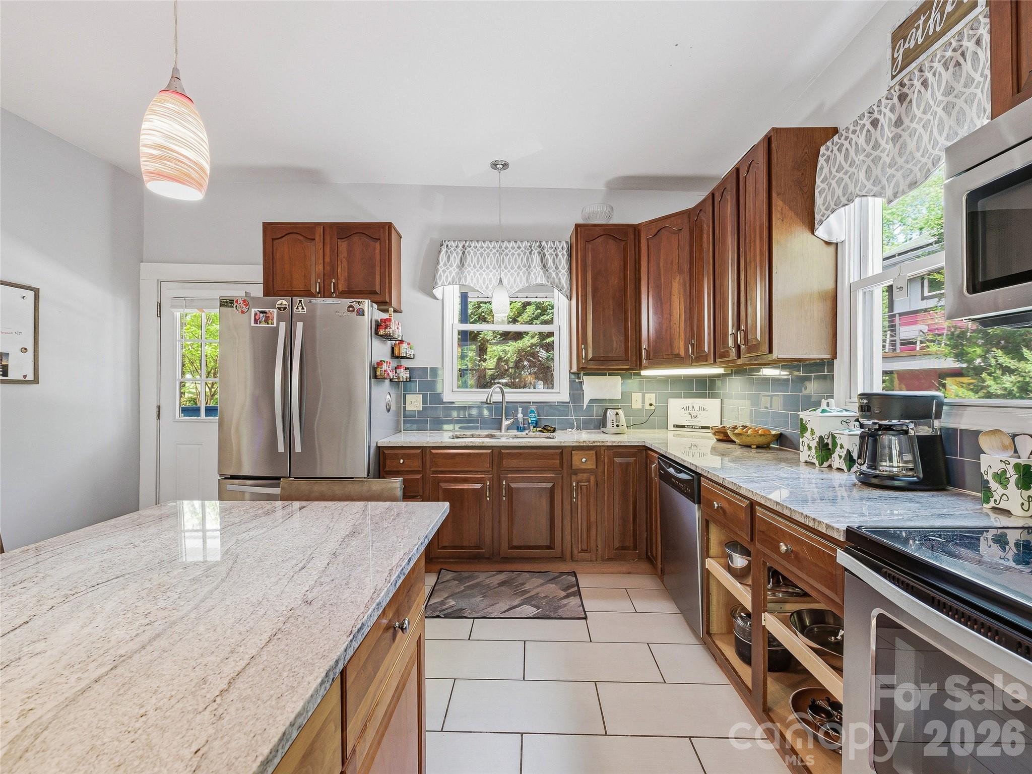 95 Baker Avenue — Asheville
