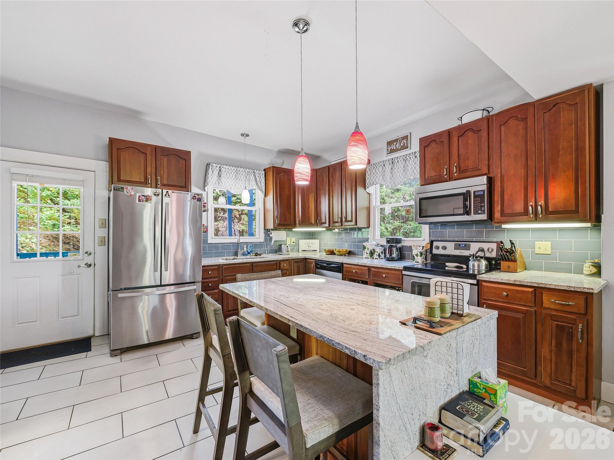 95 Baker Avenue — Asheville