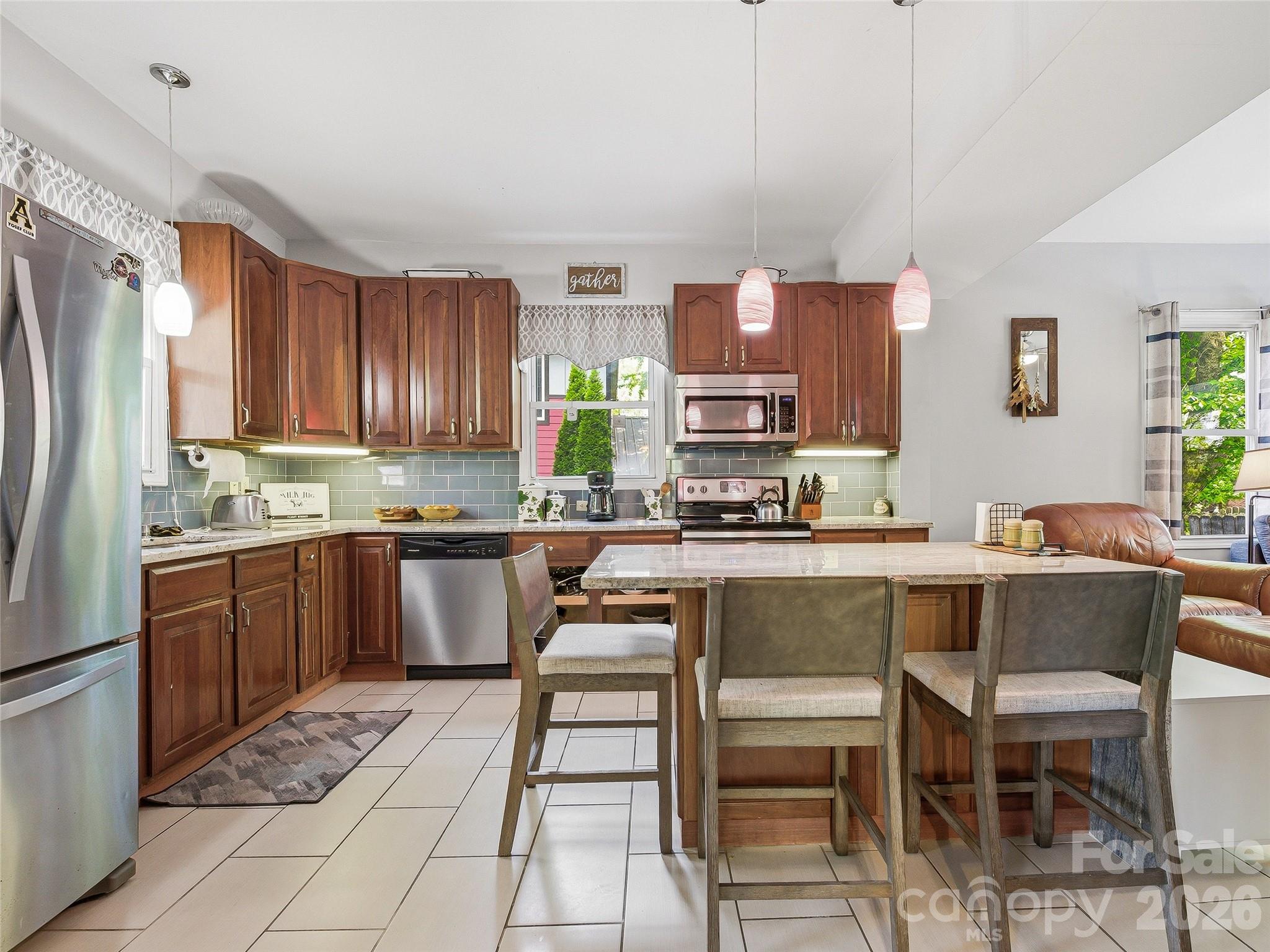 95 Baker Avenue — Asheville
