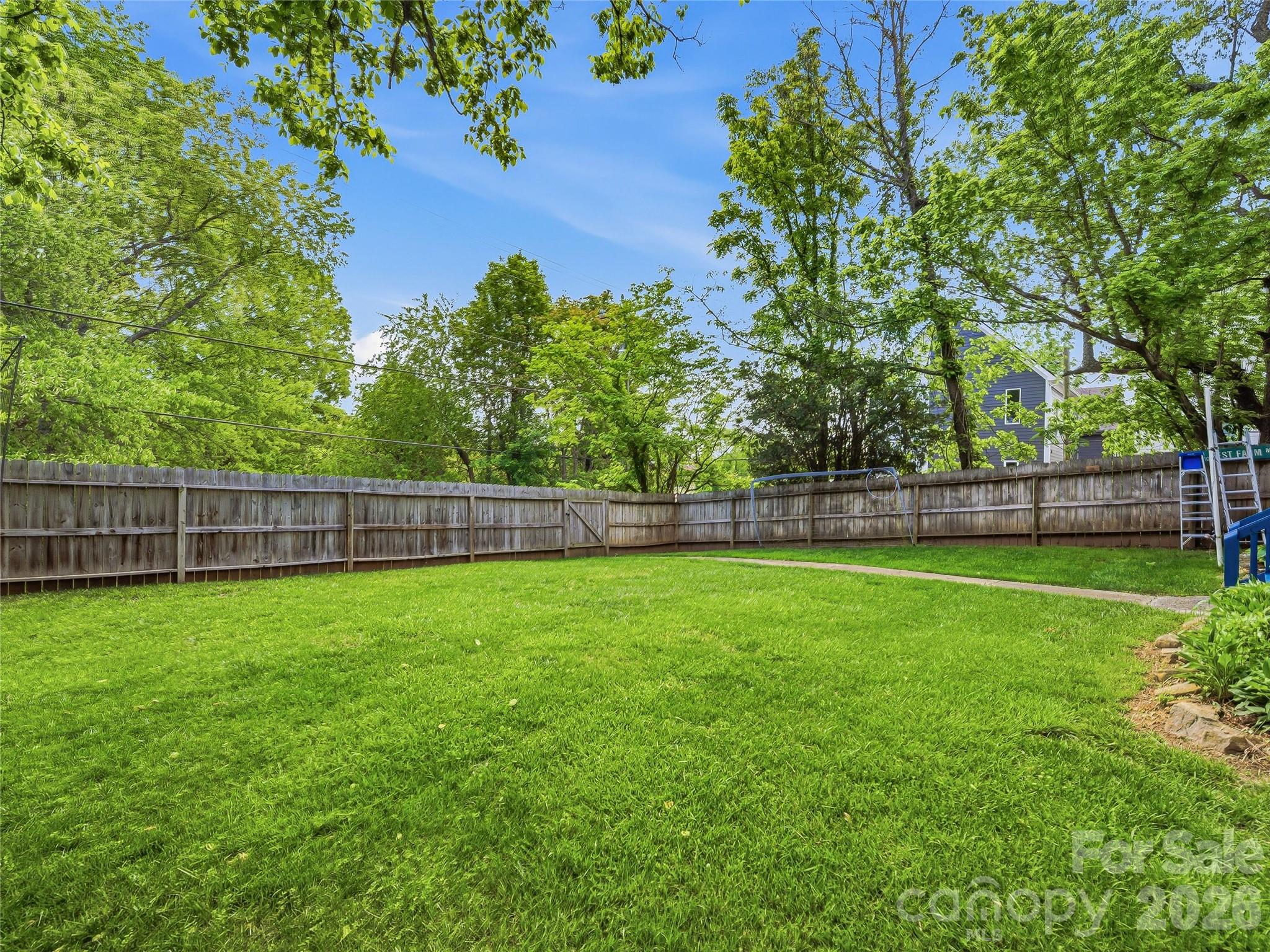 95 Baker Avenue — Asheville