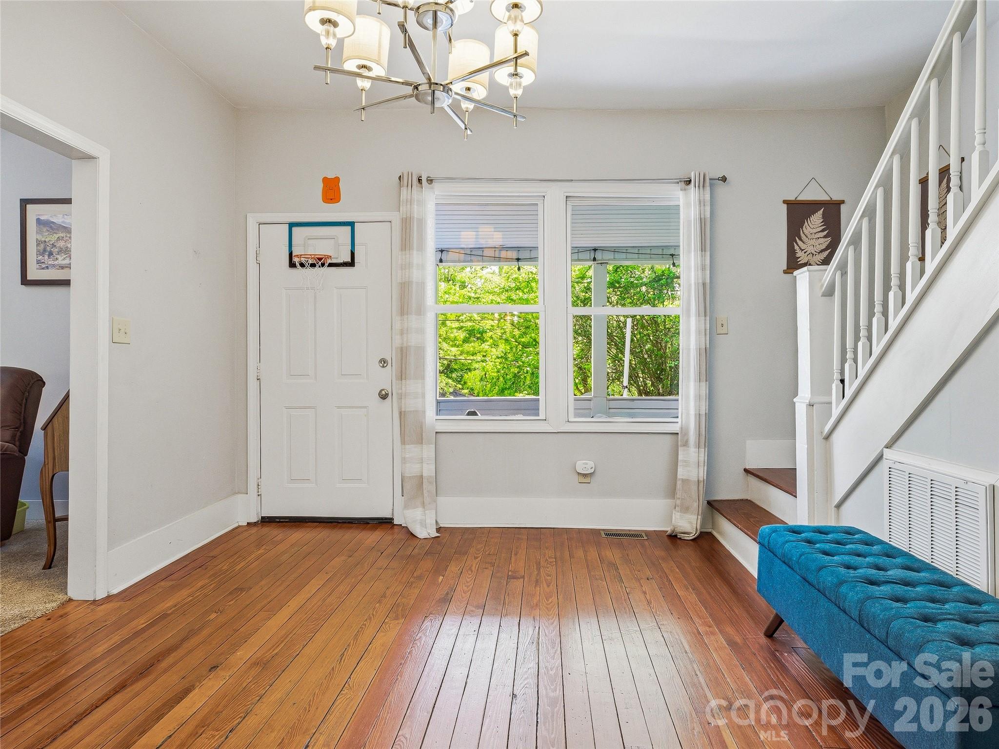 95 Baker Avenue — Asheville