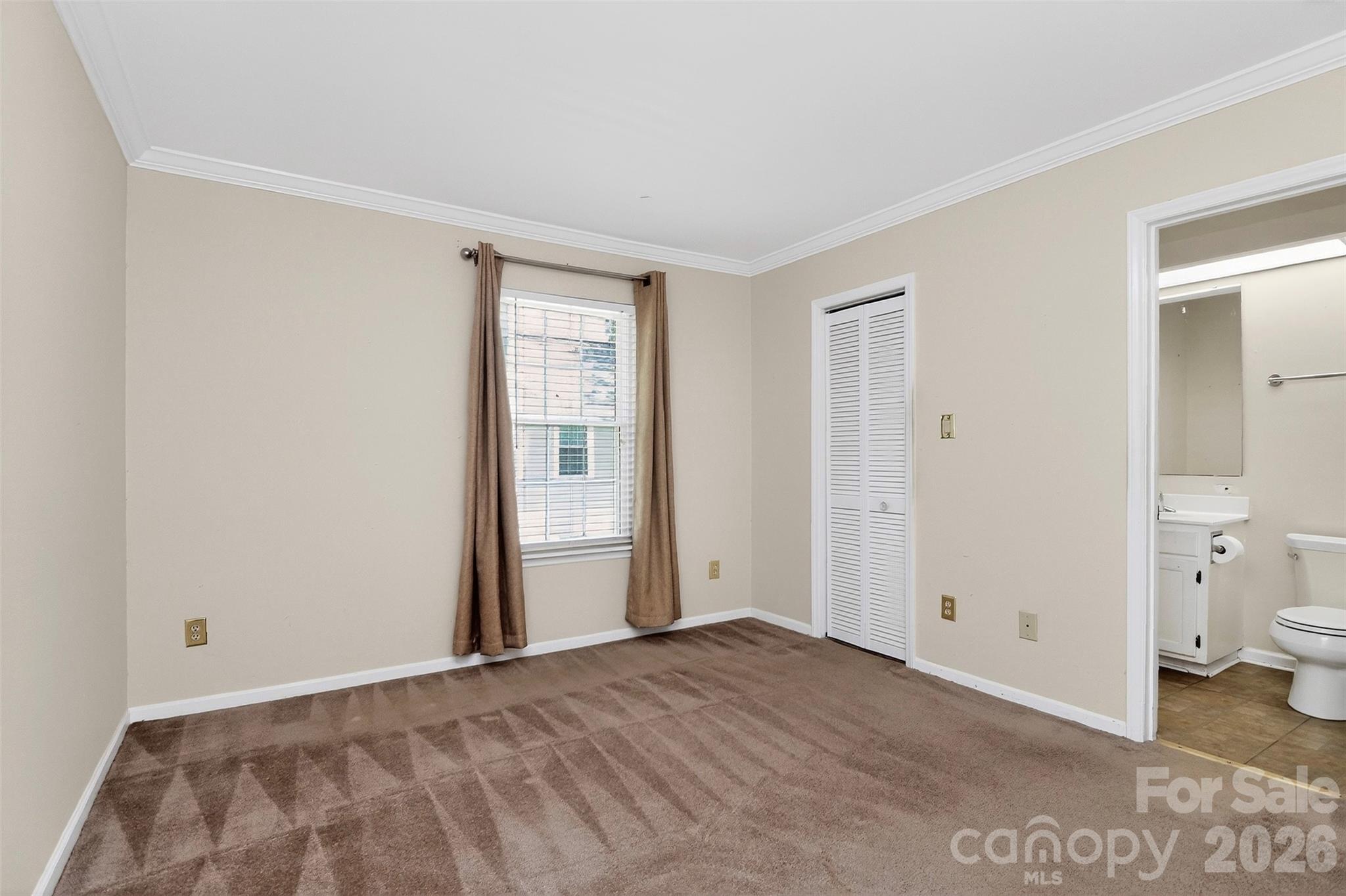 9234 Kings Canyon Drive — Charlotte
