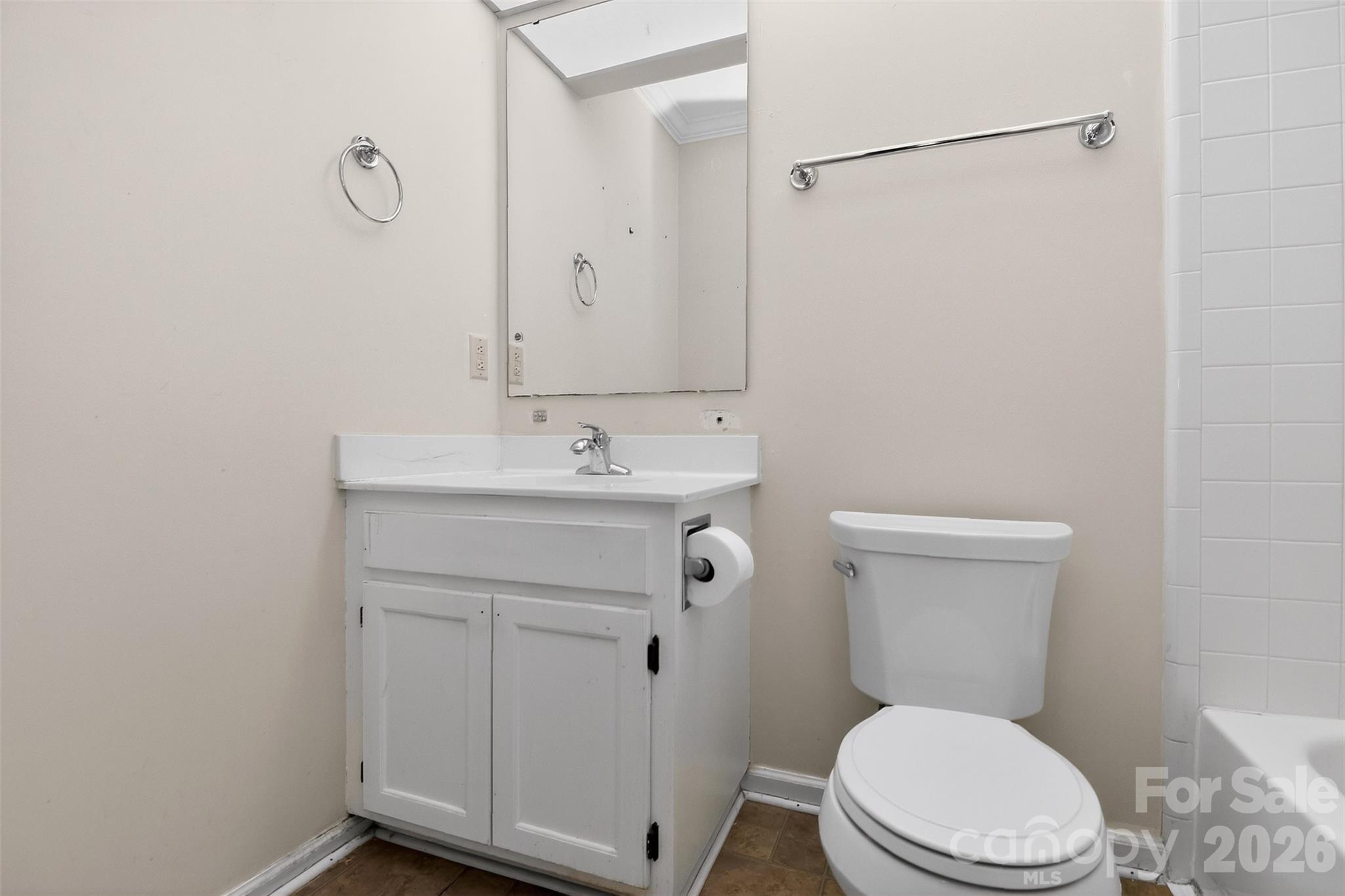 9234 Kings Canyon Drive — Charlotte