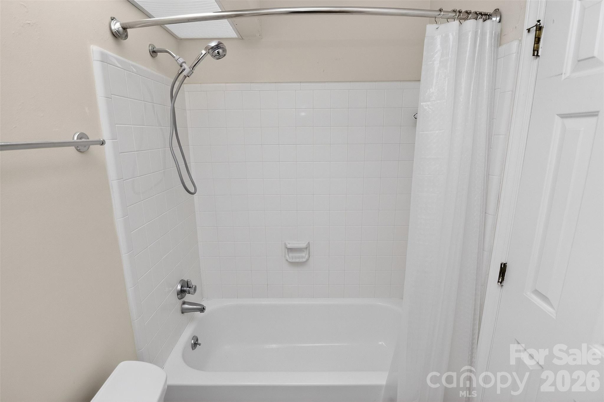 9234 Kings Canyon Drive — Charlotte