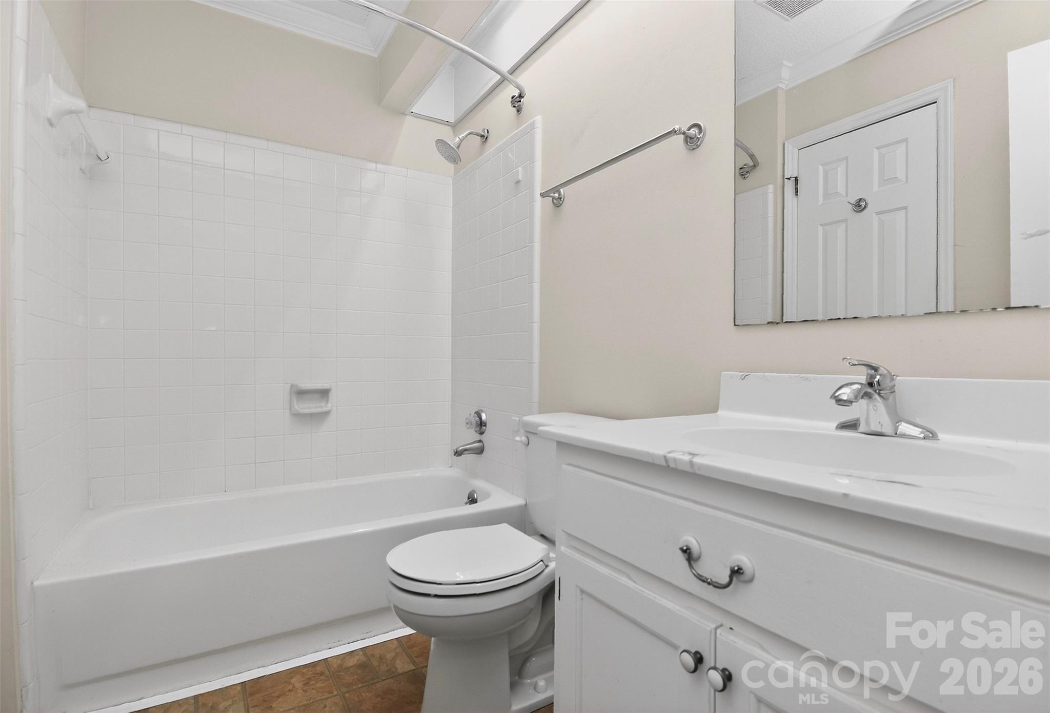 9234 Kings Canyon Drive — Charlotte