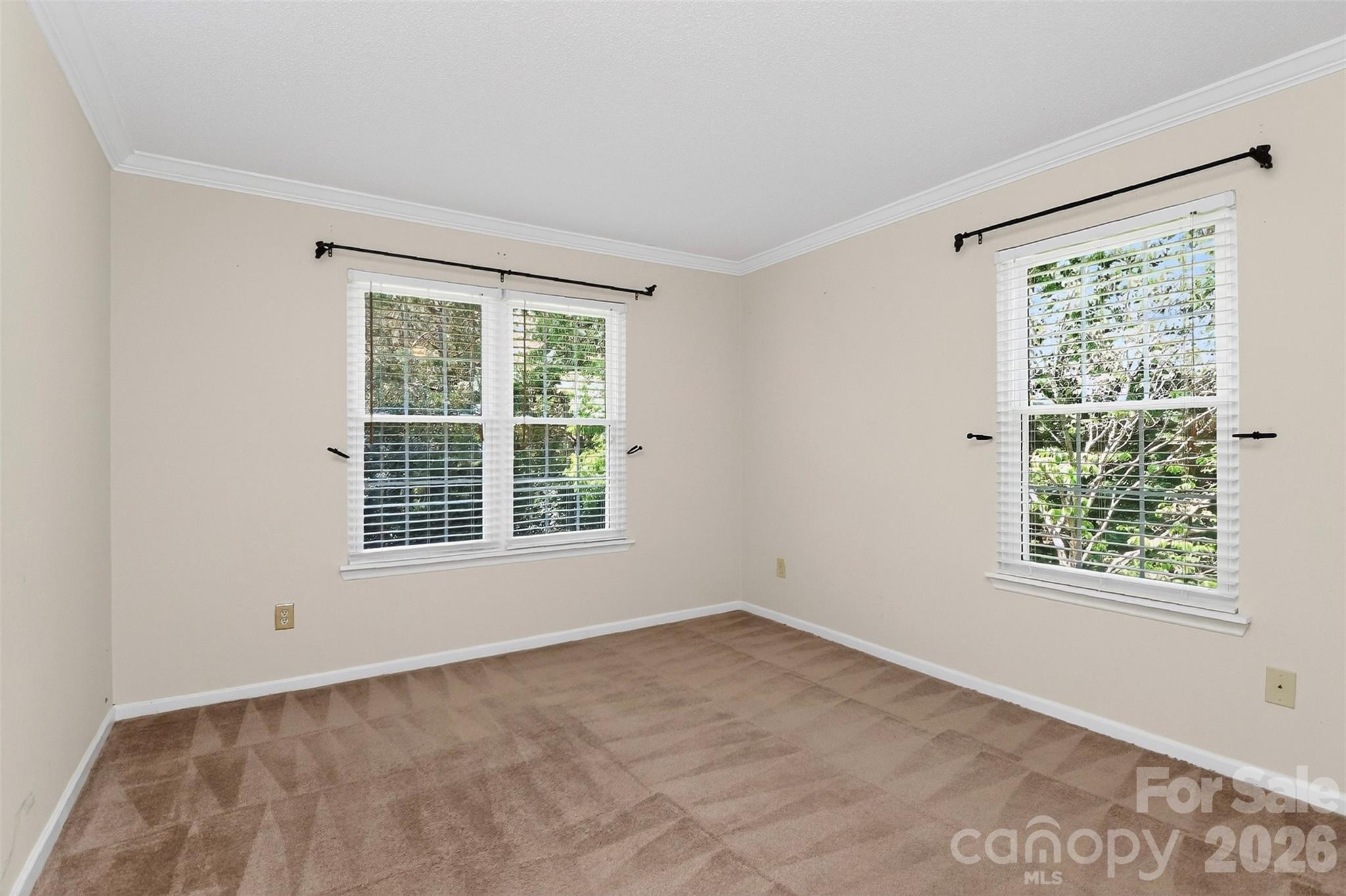 9234 Kings Canyon Drive — Charlotte