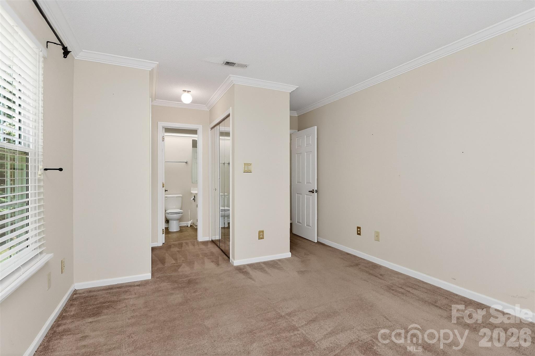 9234 Kings Canyon Drive — Charlotte