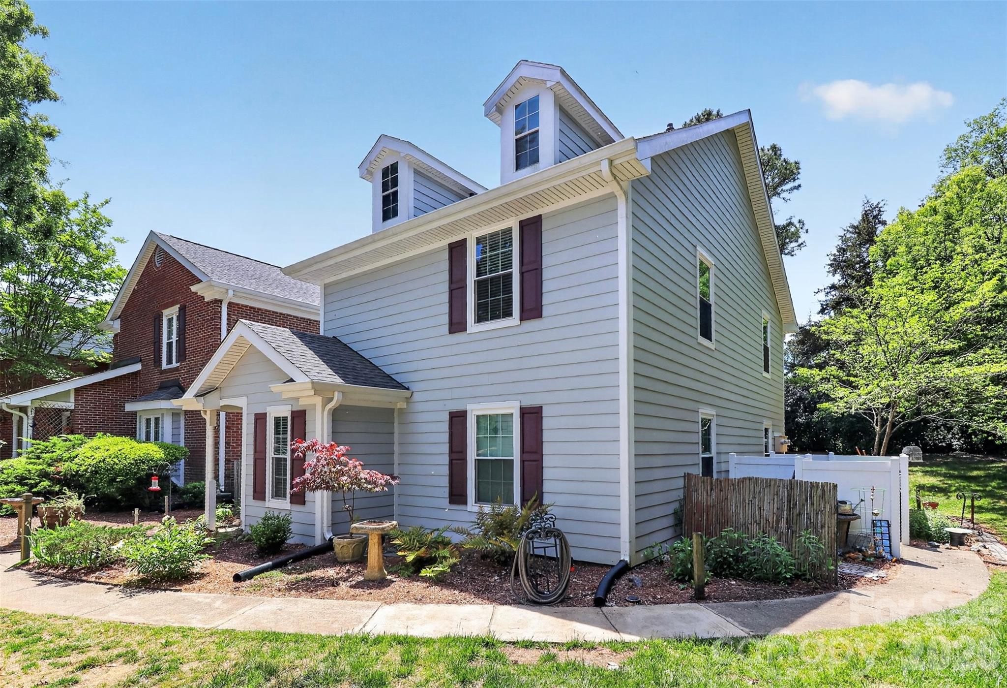 9234 Kings Canyon Drive — Charlotte