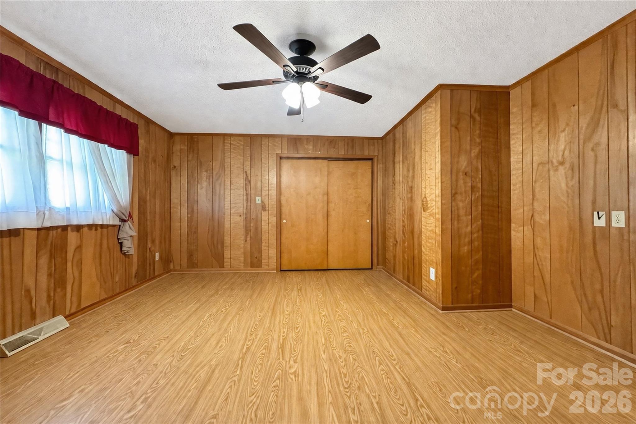 270 Lewis Ferry Road — Statesville