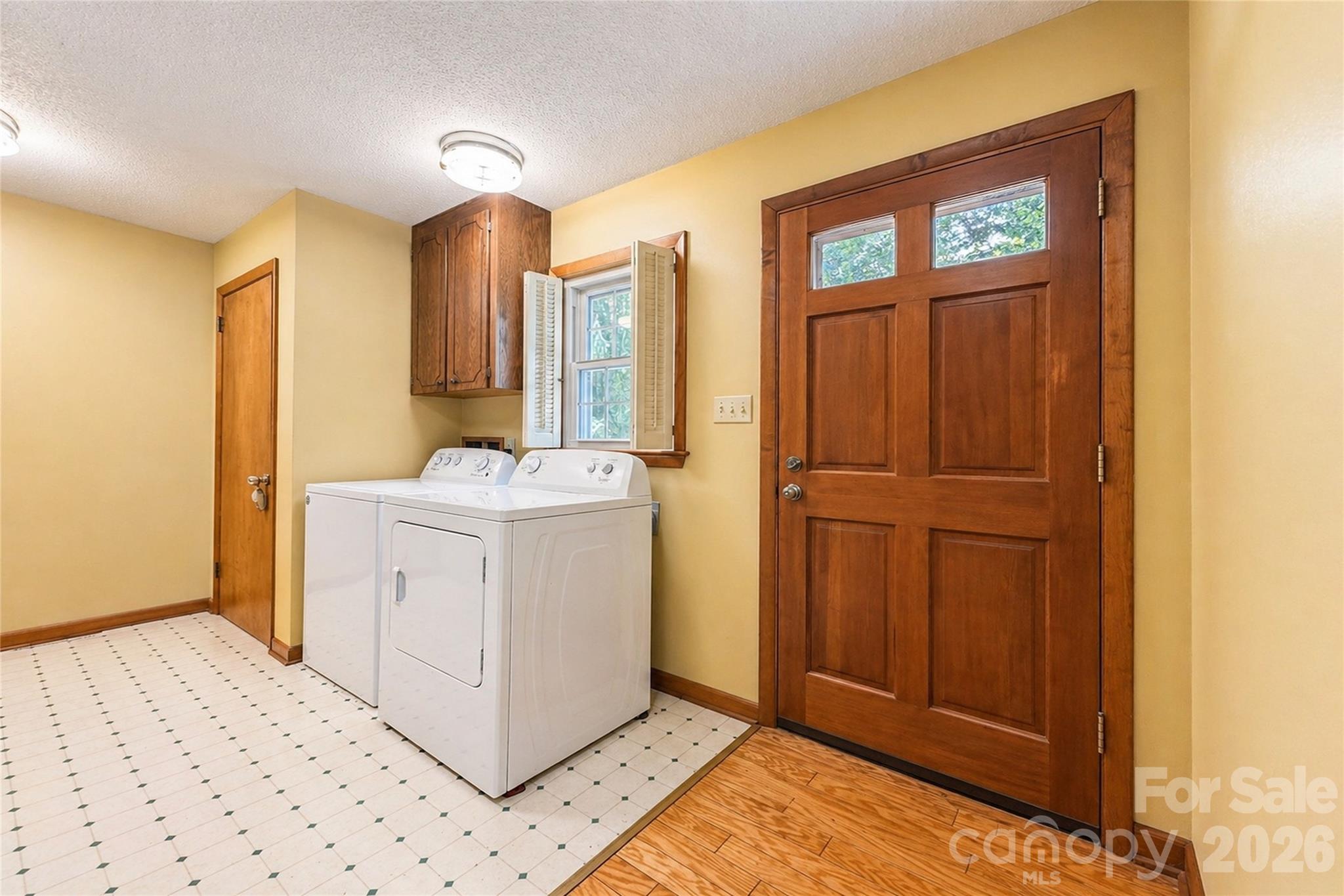 270 Lewis Ferry Road — Statesville