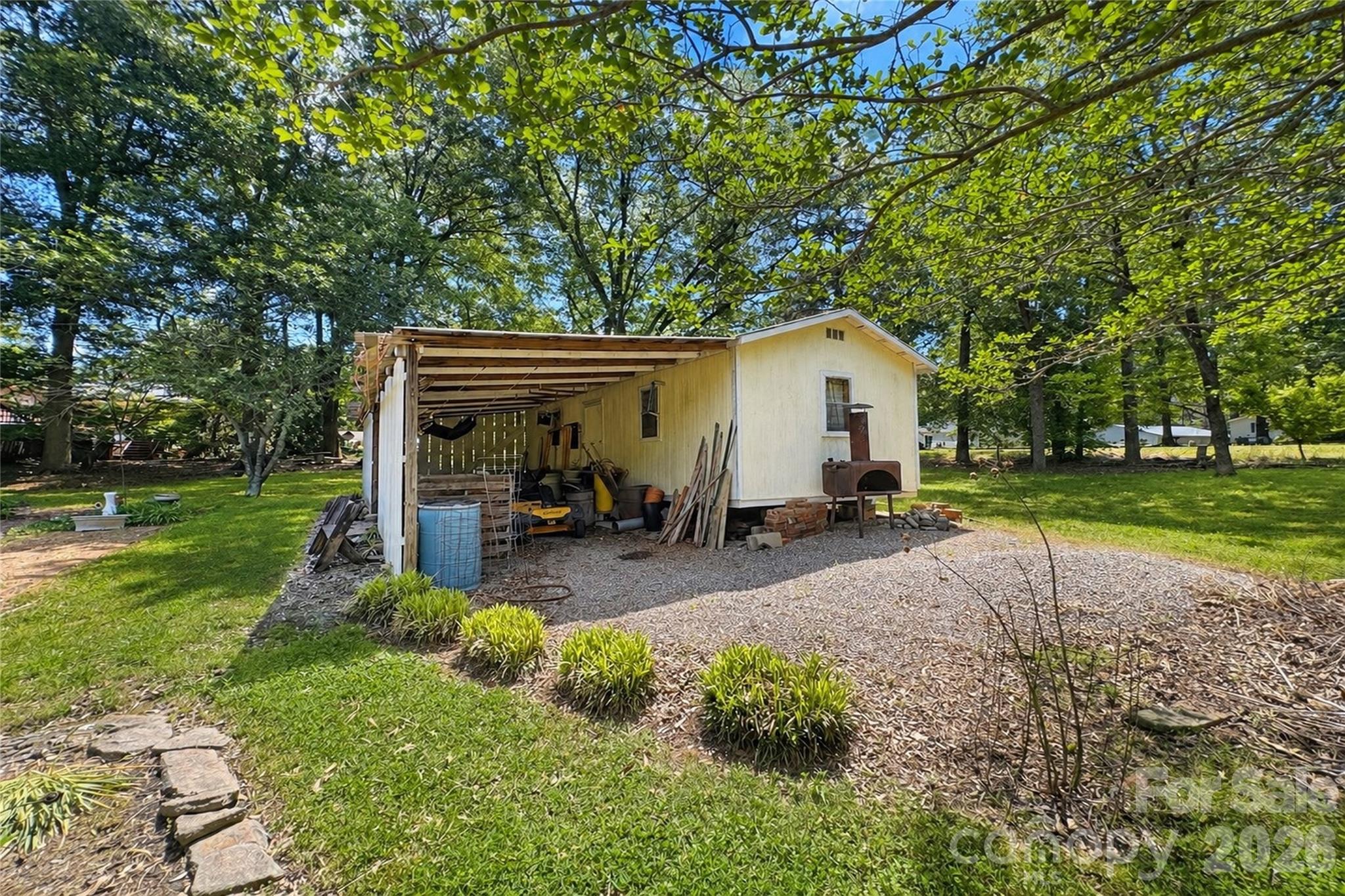 270 Lewis Ferry Road — Statesville