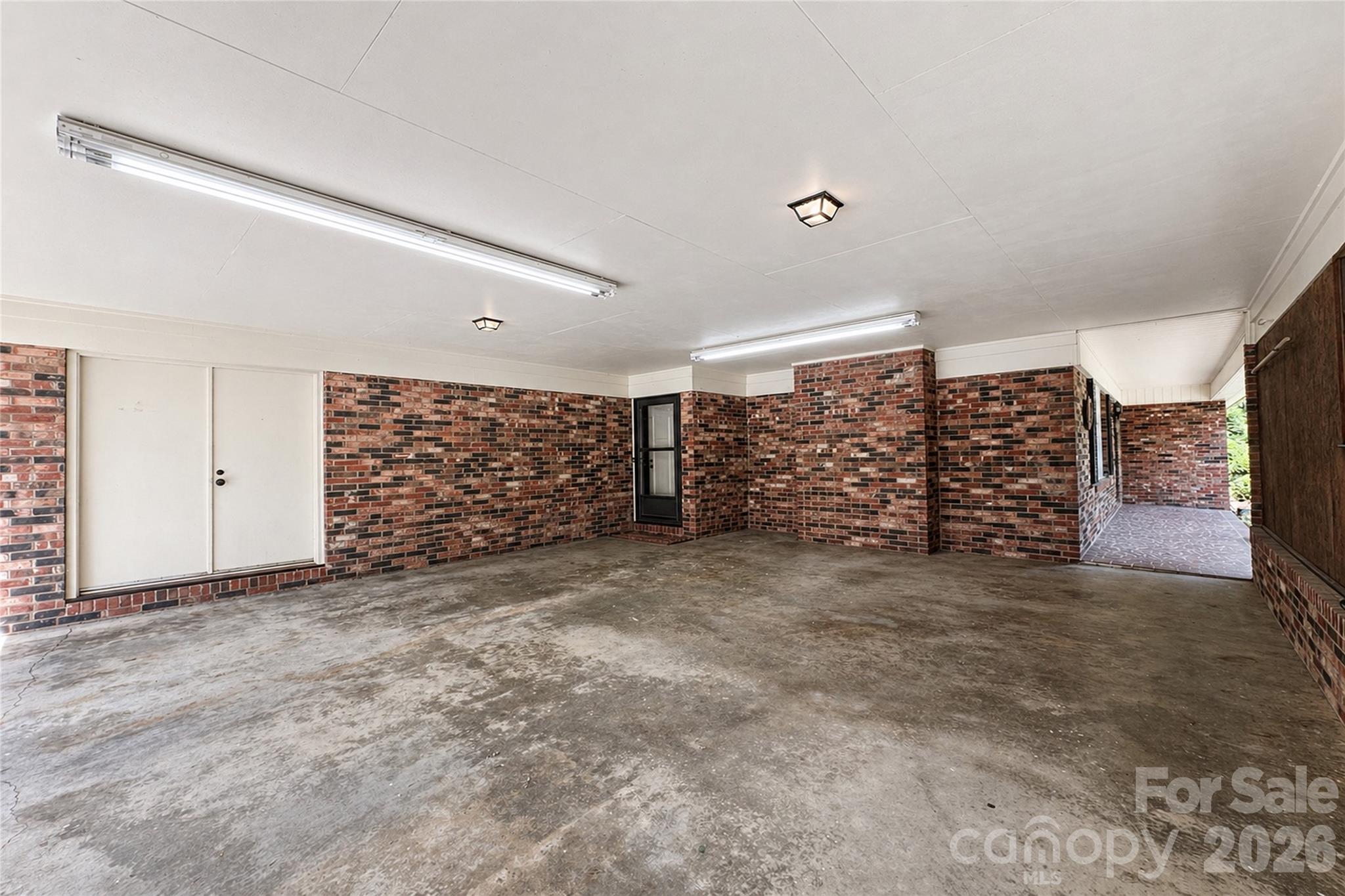 270 Lewis Ferry Road — Statesville