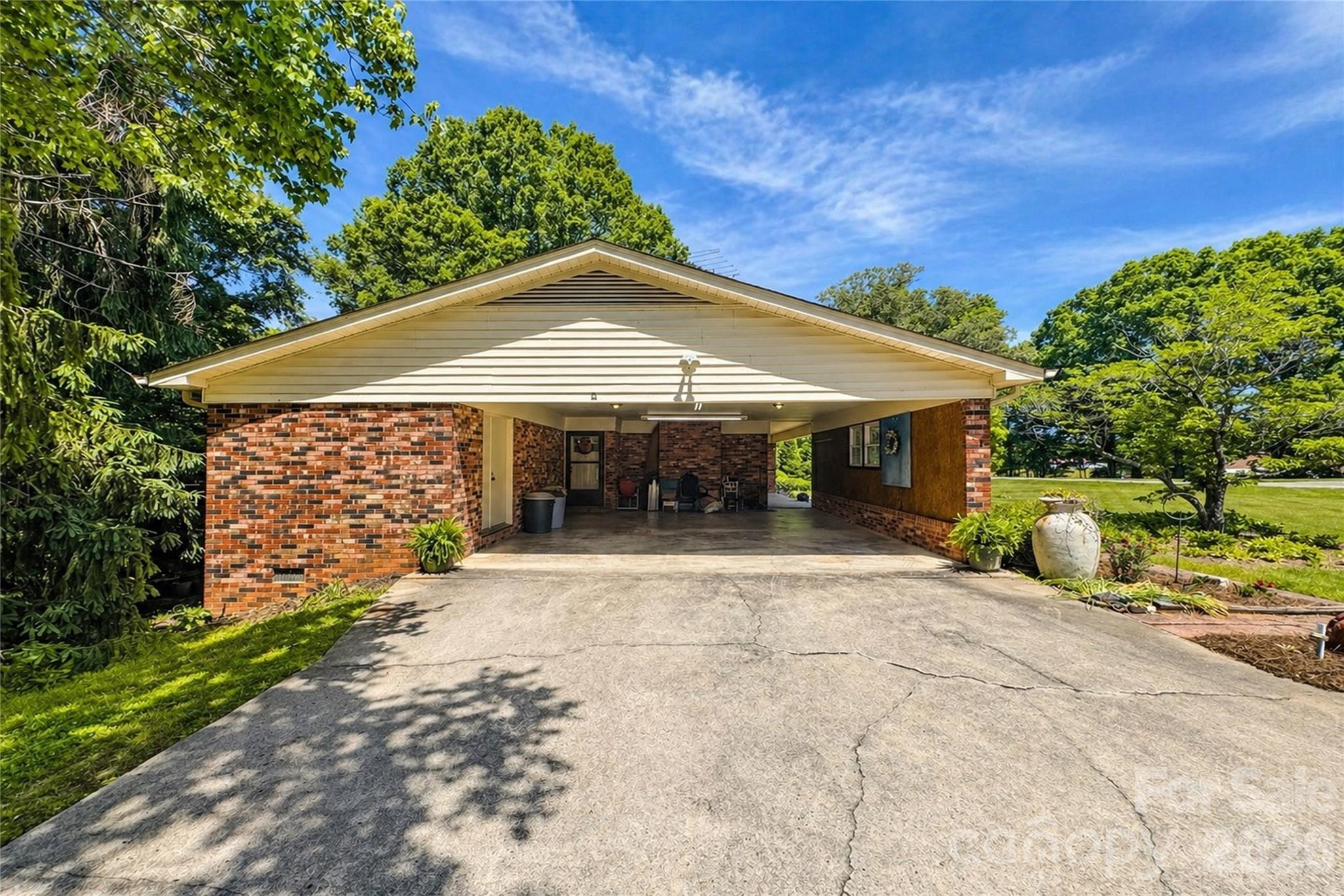 270 Lewis Ferry Road — Statesville